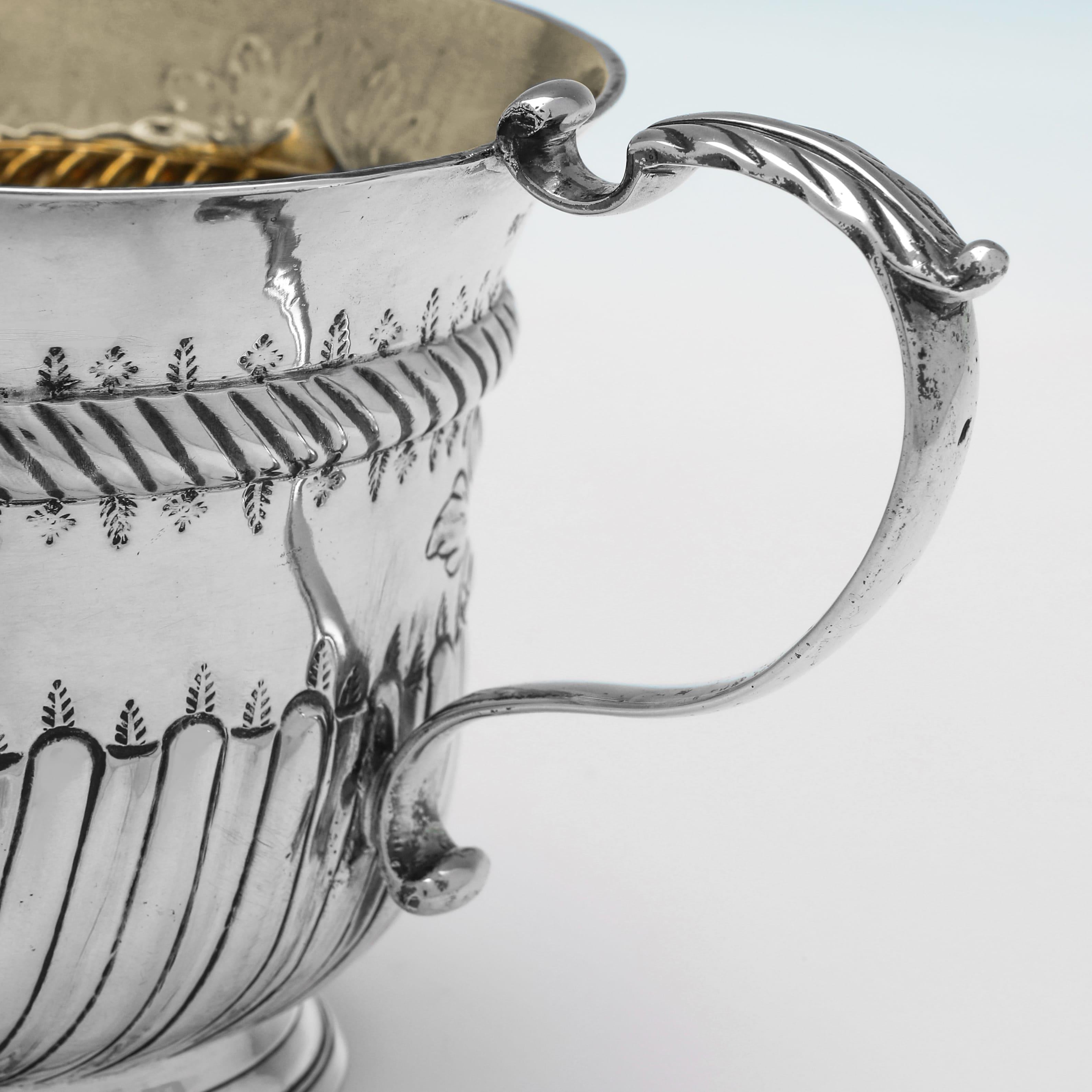 Portarrollos antiguo de plata de ley del periodo Jorge II - Matriculado en Londres 1749 en Bueno estado para la venta en London, London