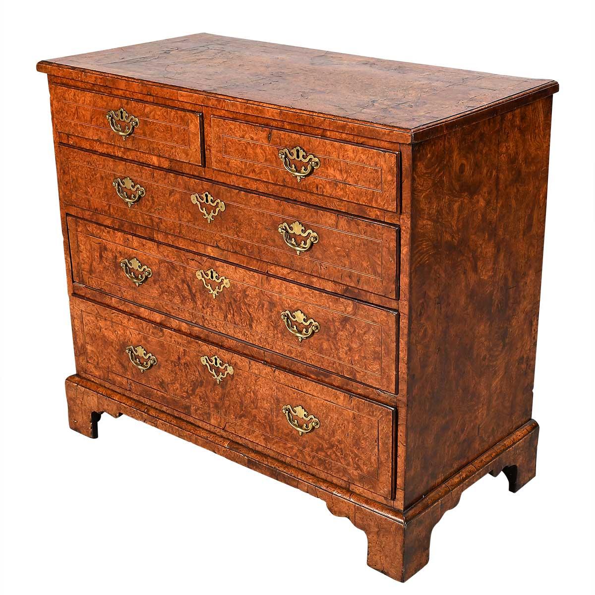 English George II Period Burr Elm Chest of Drawers For Sale