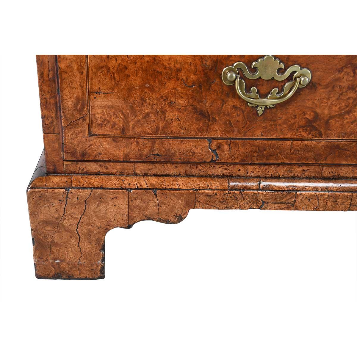 George II Period Burr Elm Chest of Drawers For Sale 1