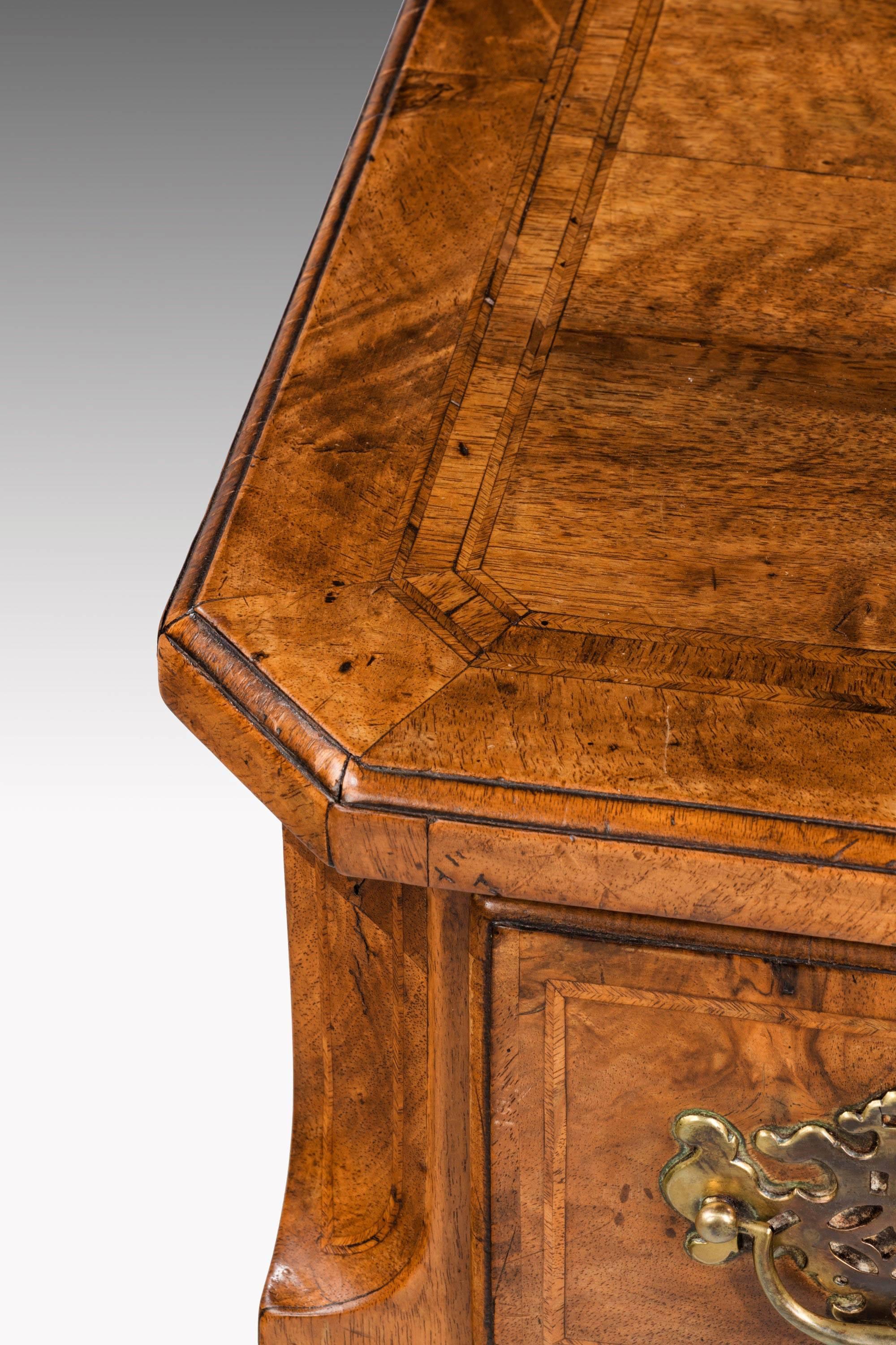 English George II Period Walnut Lowboy of Quite Exceptionally Figured Timbers