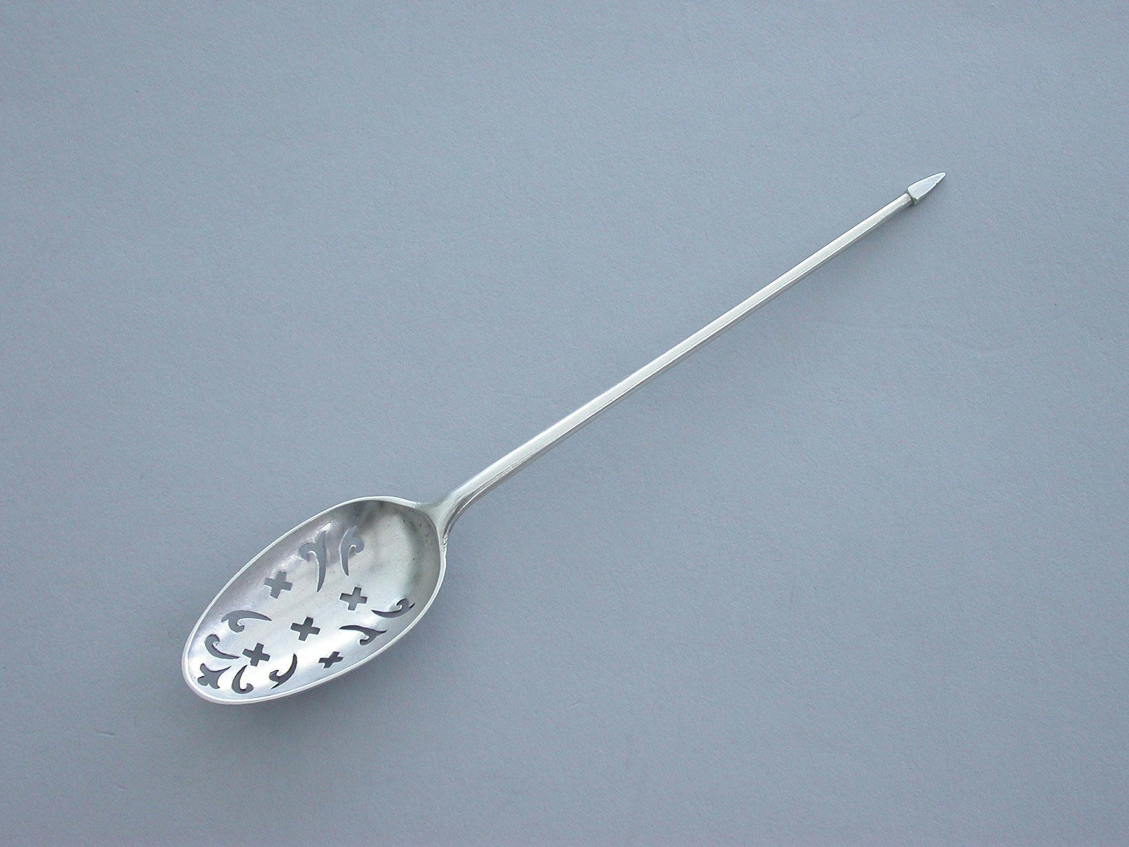 George II Rococo Silver 'Fancy-Back' Mote Spoon by Elias Cachart, London For Sale 1