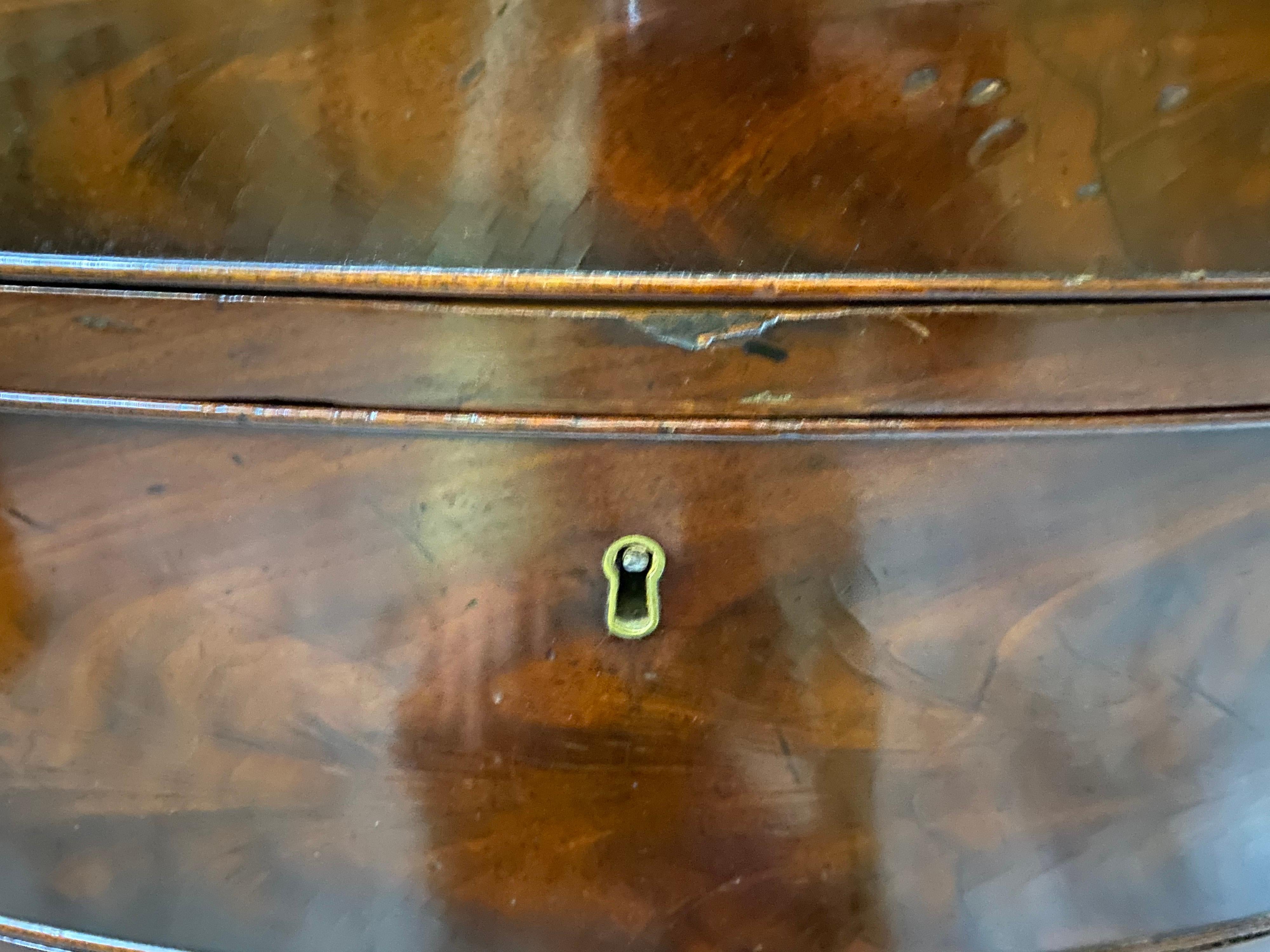 George II Serpentine Chest of Drawers For Sale 8
