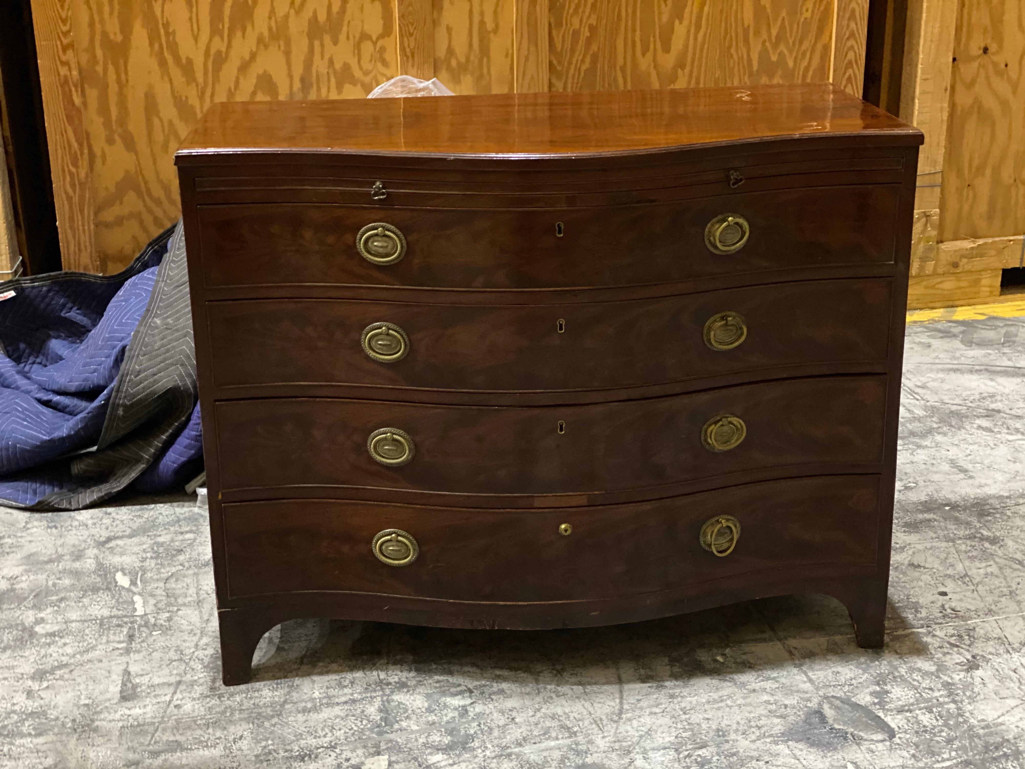 George II Serpentine Chest of Drawers In Fair Condition For Sale In Southampton, NY