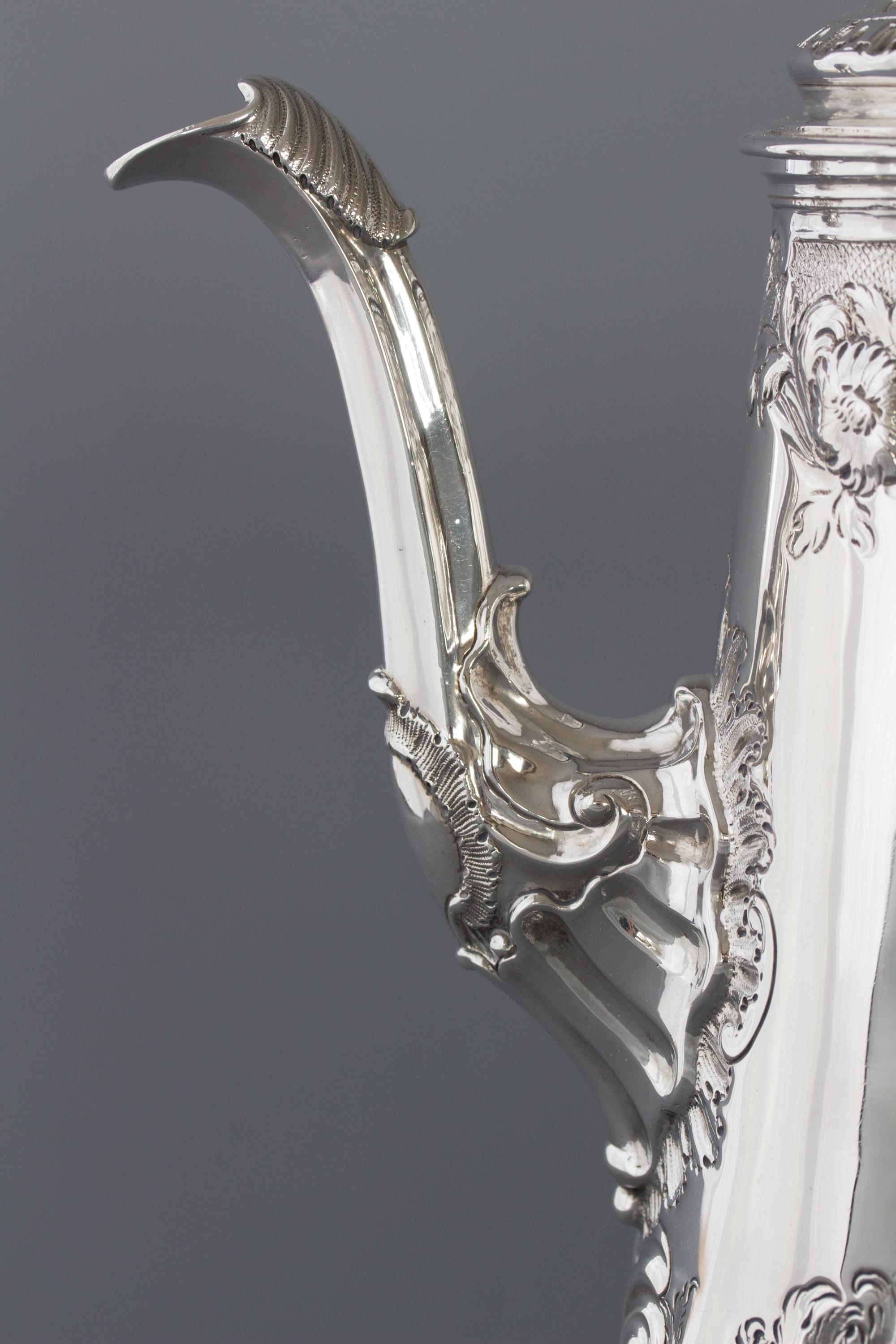 George II Silver Coffee Pot, London 1752 by Samuel Courtauld 8