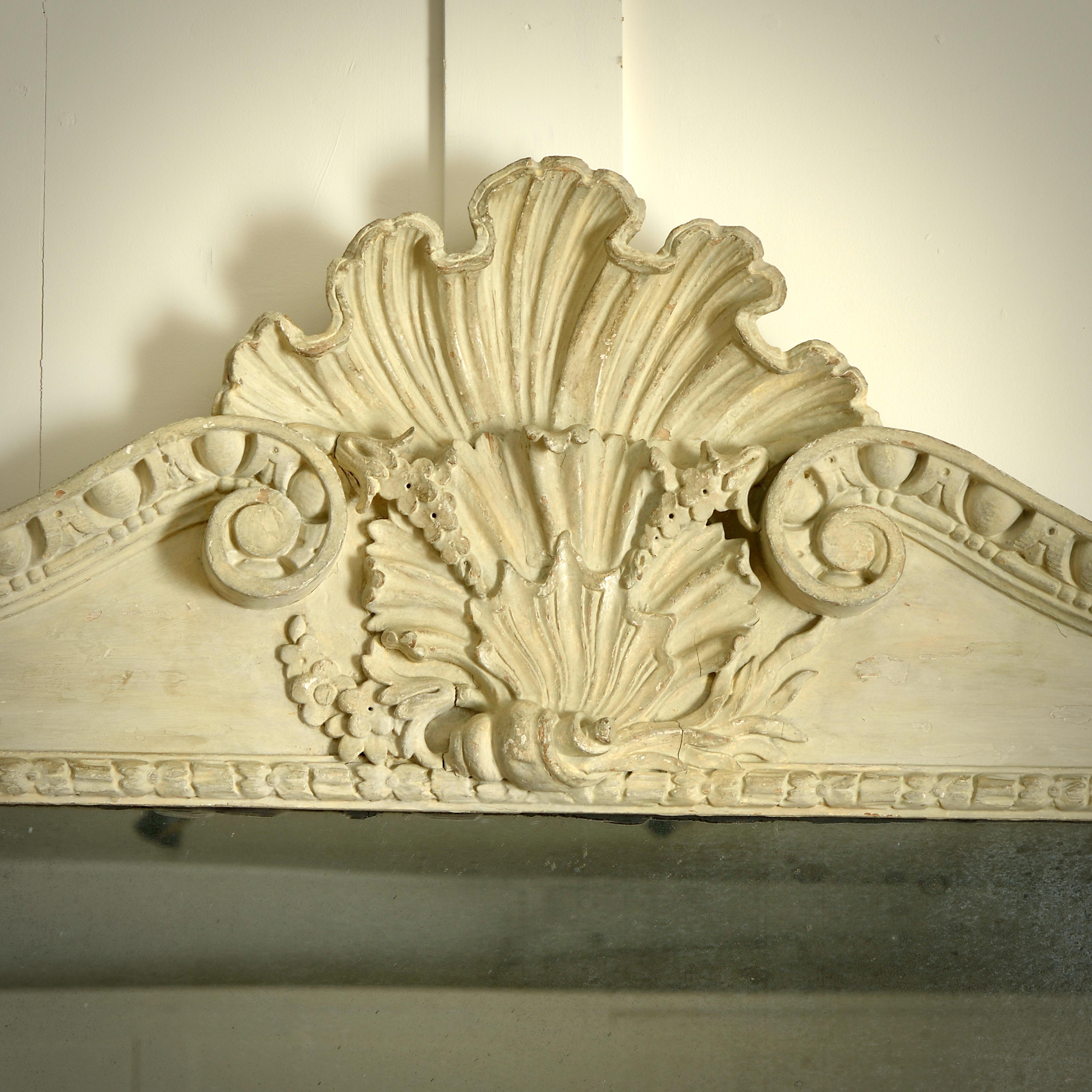 George II Stone-White Painted Overmantel Bon état - En vente à London, GB