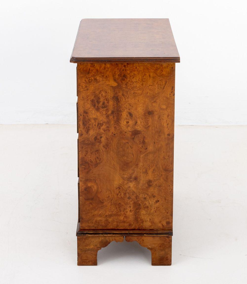 George II Style Burl Walnut Chest of Drawers For Sale 1