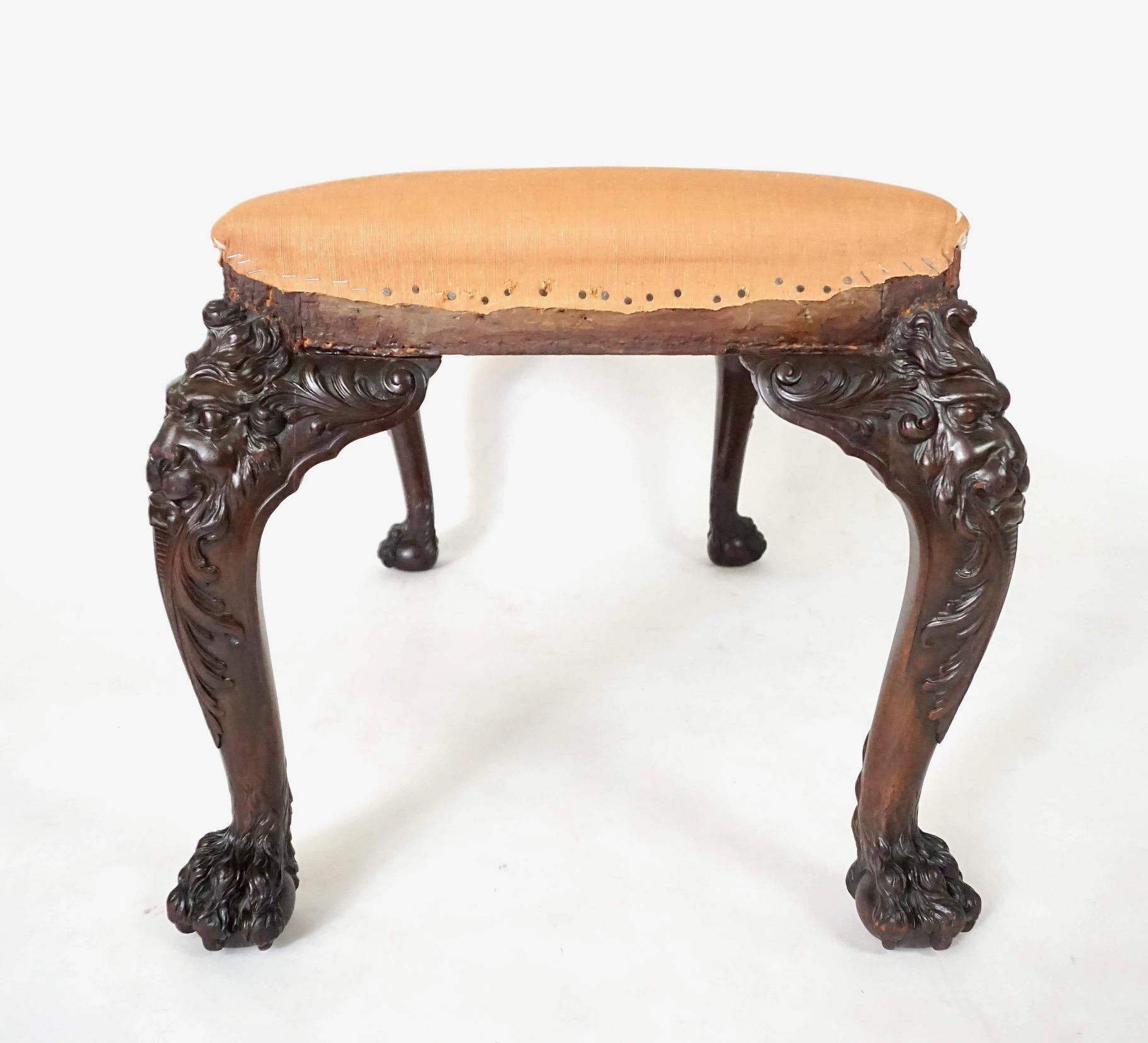 19th Century George II Style Carved Mahogany Long Stool or Bench by Henry Samuel, circa 1890 For Sale
