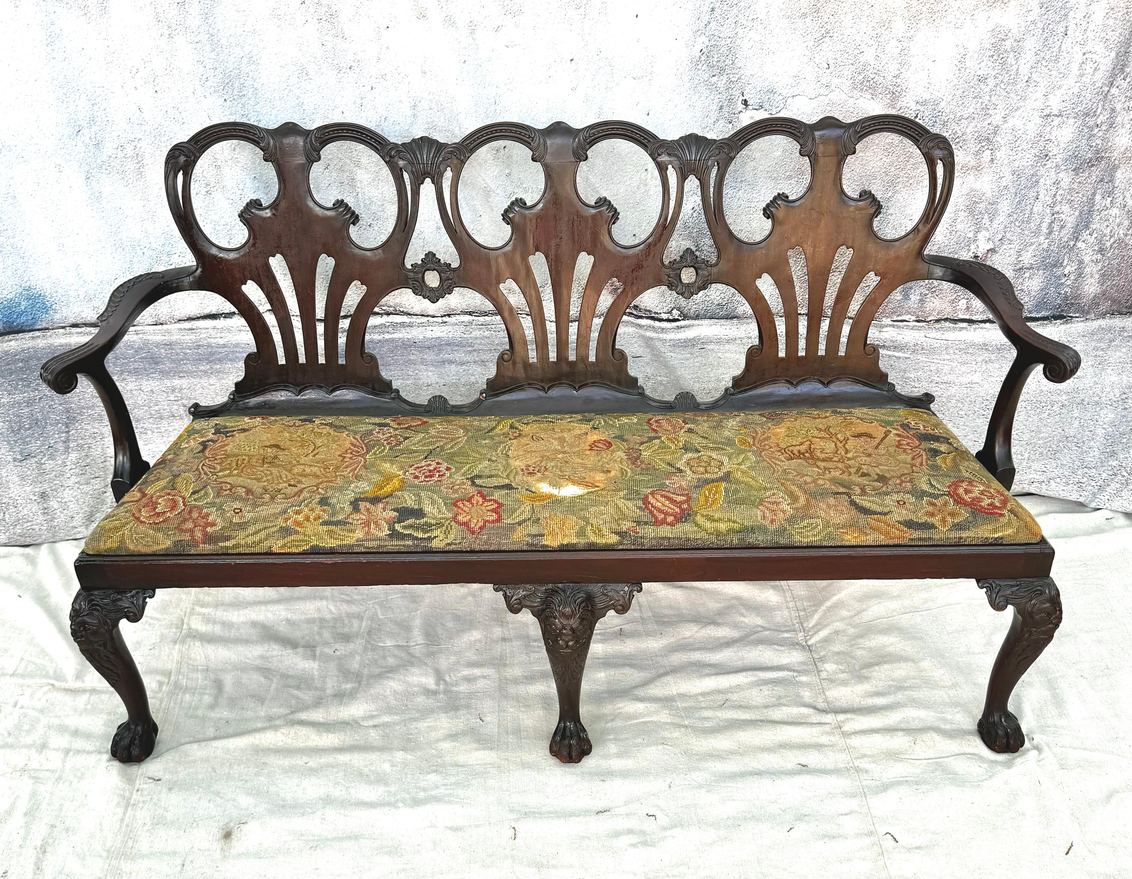 George II Style Carved Mahogany Triple-back Settee For Sale 5