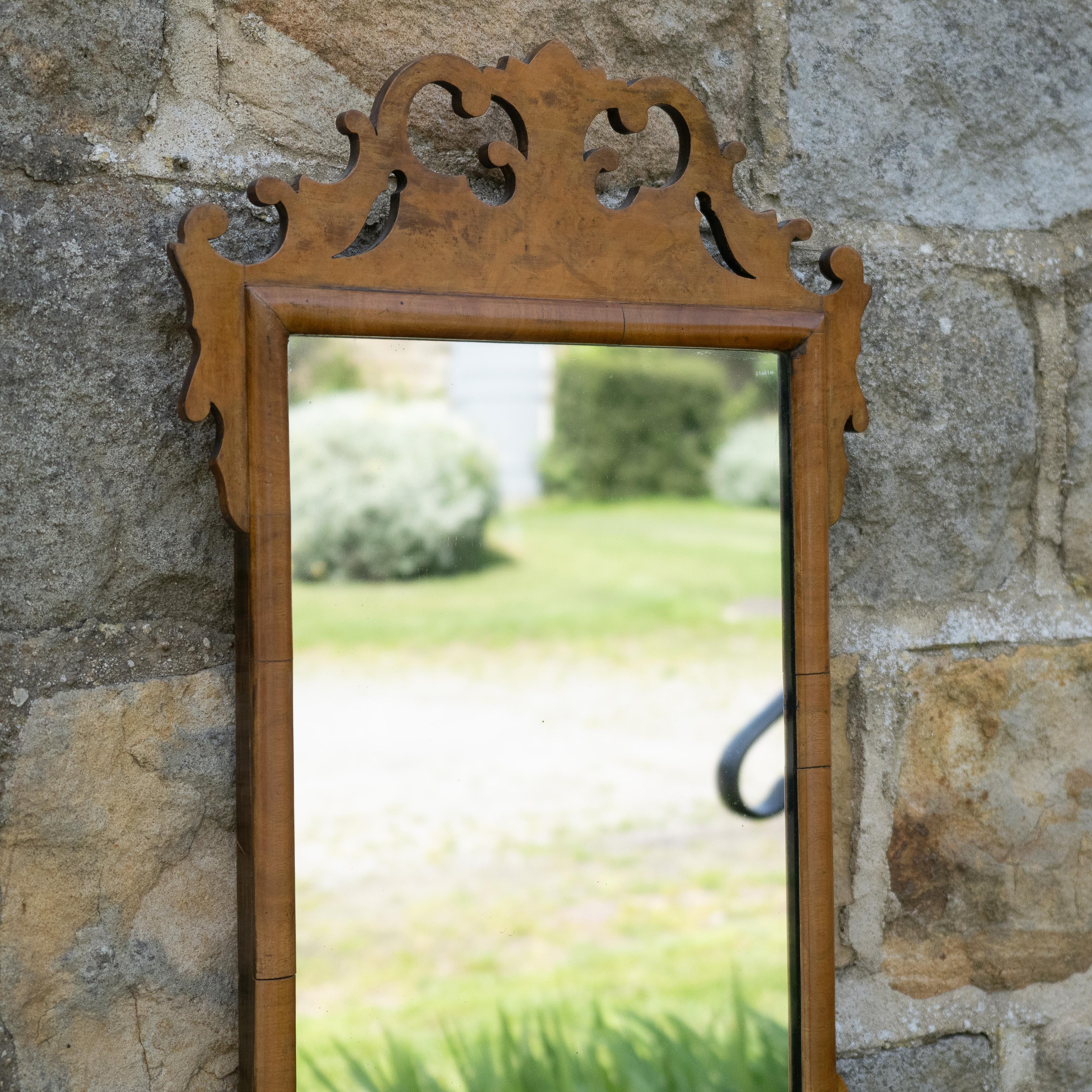George II Style Late c.19th Burr Walnut Fretwork Pier-glass Small Wall Mirror In Good Condition For Sale In Leeds, GB