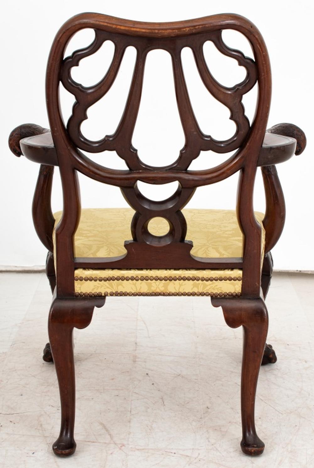 George II Style Mahogany Armchair In Good Condition In Astoria, NY