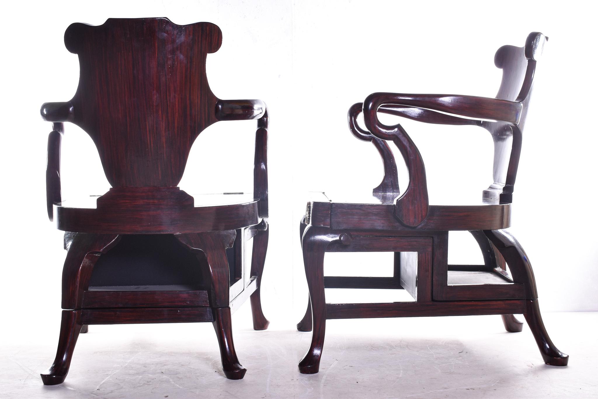 Contemporary George II Style Metamorphic Library Chairs