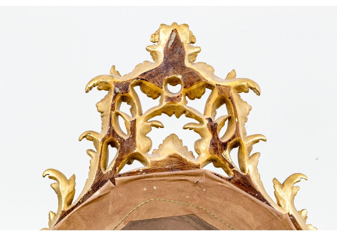 20th Century George II Style Oval Mirror In Exceptional Gilt Frame For Sale