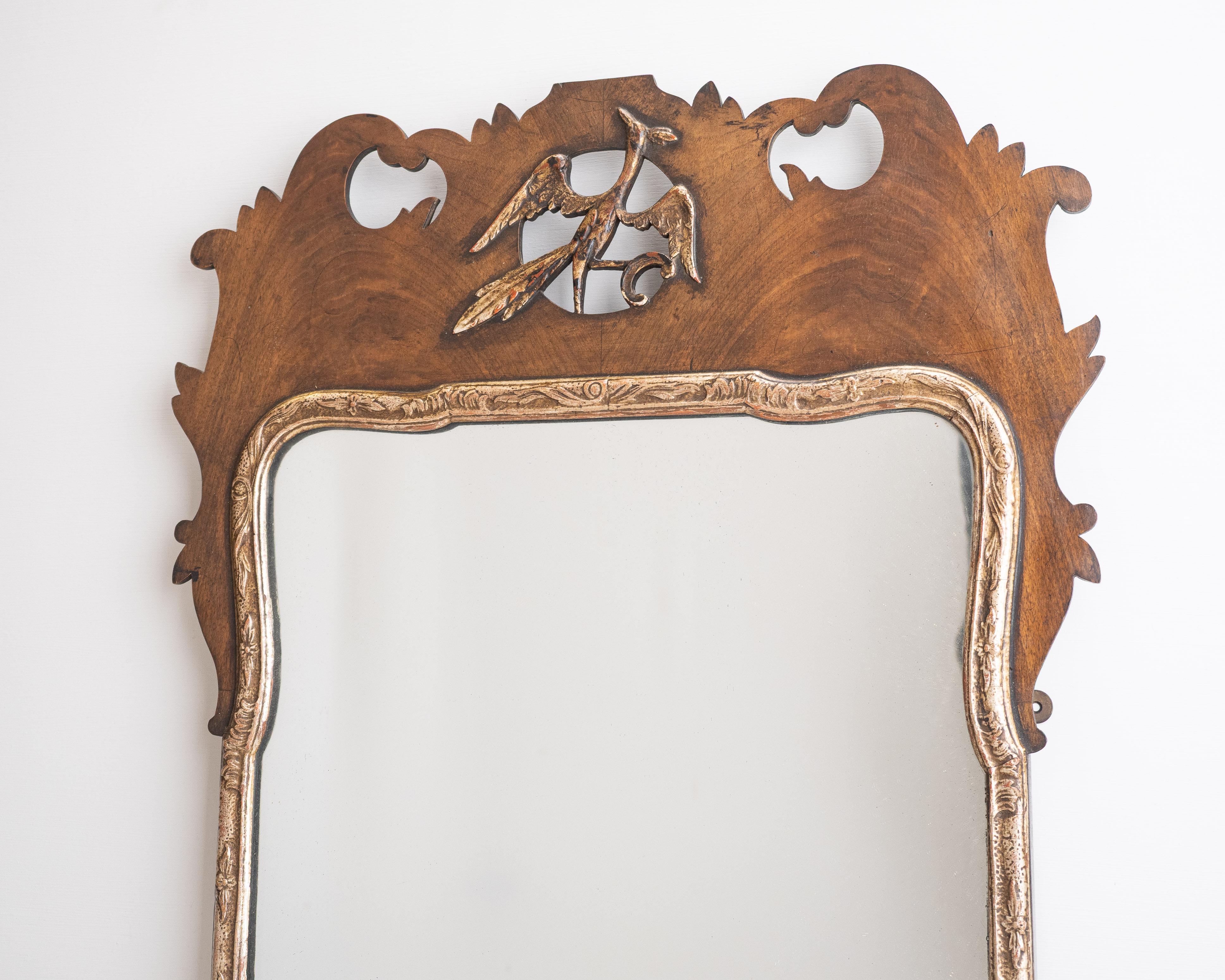 Early 20th Century George II Parcel-Gilt Walnut Hoho Bird Fretwork Pier Mirror (Edwardian c1910-20) For Sale