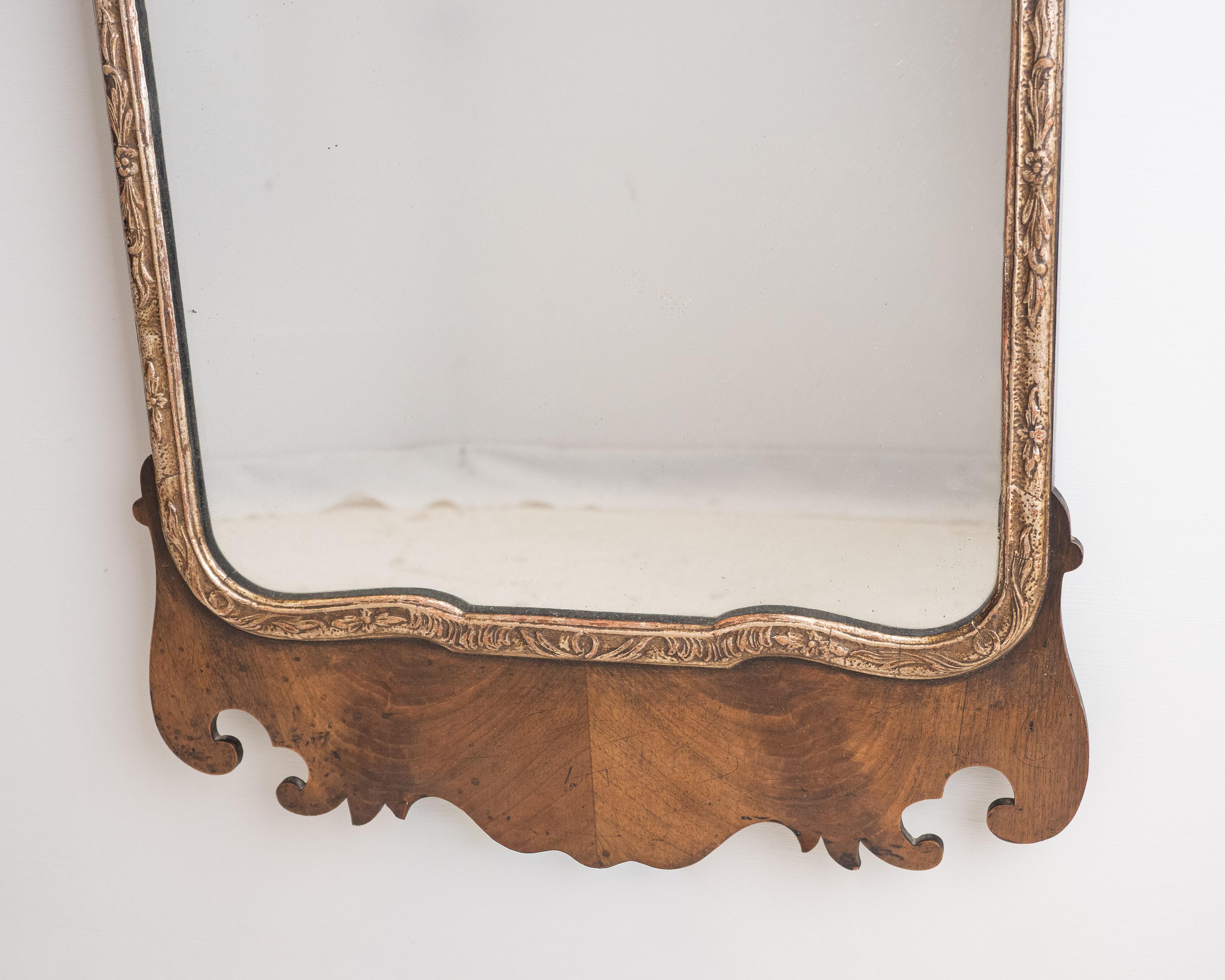 George II Parcel-Gilt Walnut Hoho Bird Fretwork Pier Mirror (Edwardian c1910-20) For Sale 1