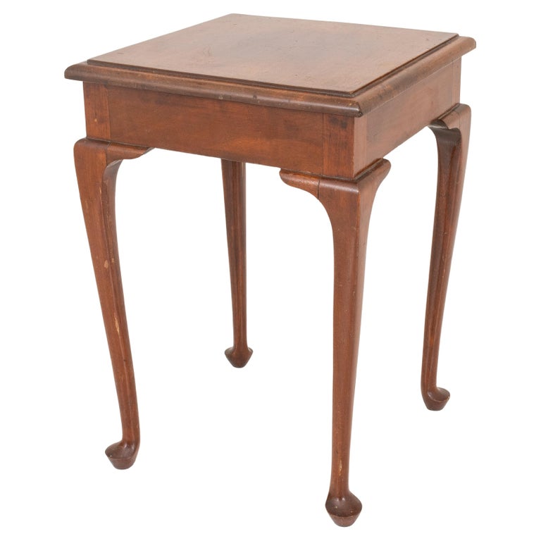 George II Style Small Side Table For Sale at 1stDibs
