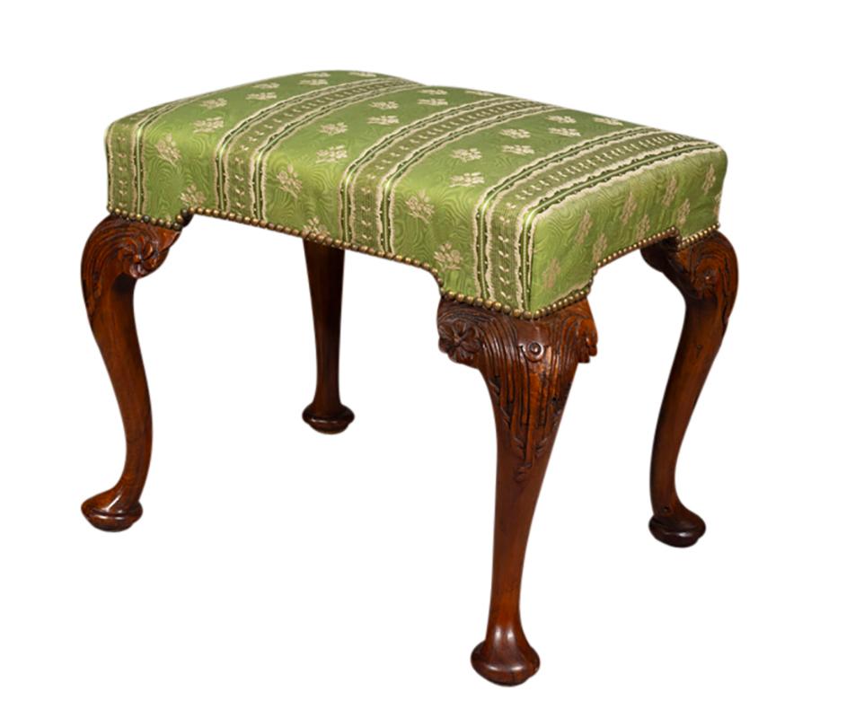 George II Style Walnut Bench For Sale 2
