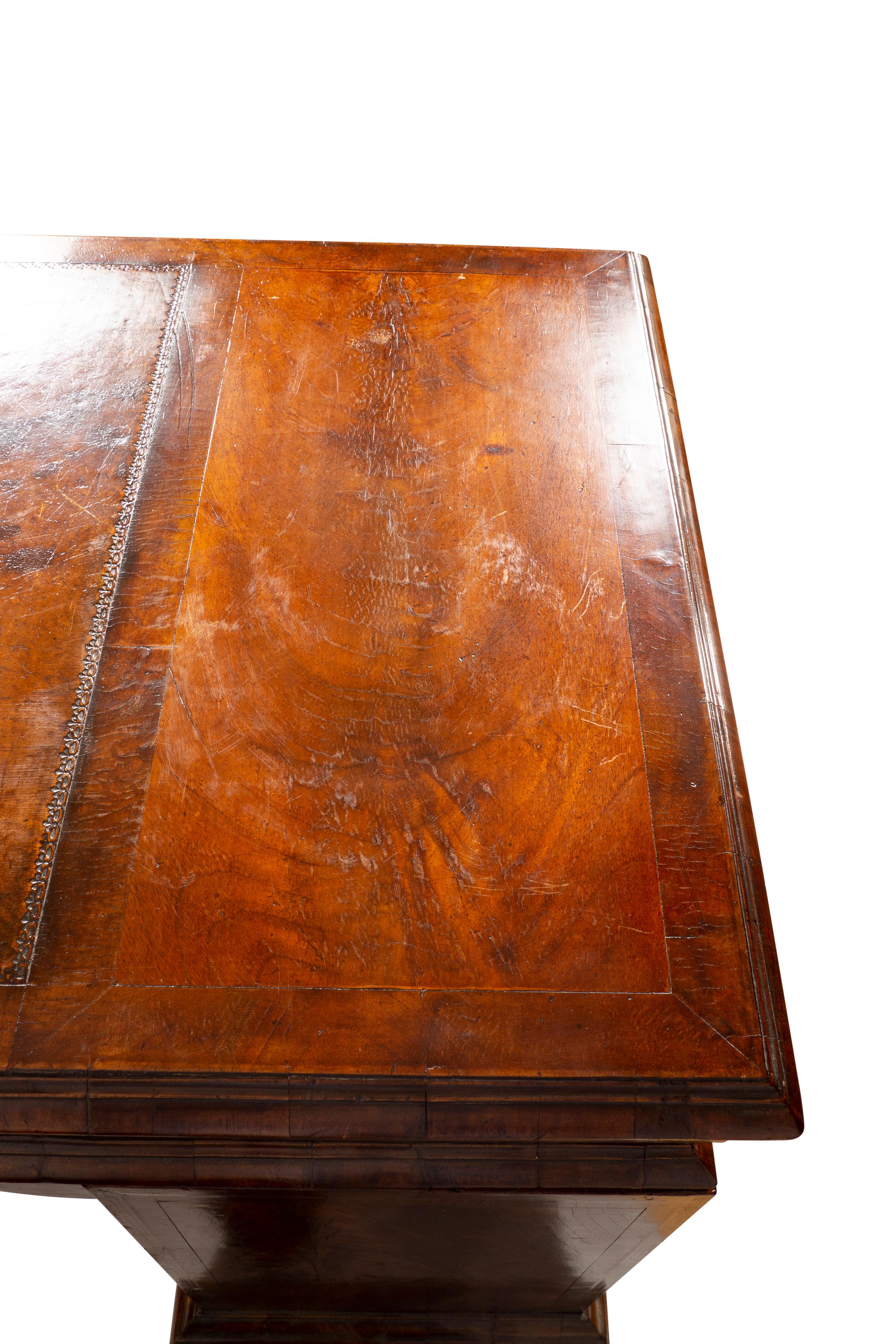 George II Style Walnut Pedestal Desk For Sale 12