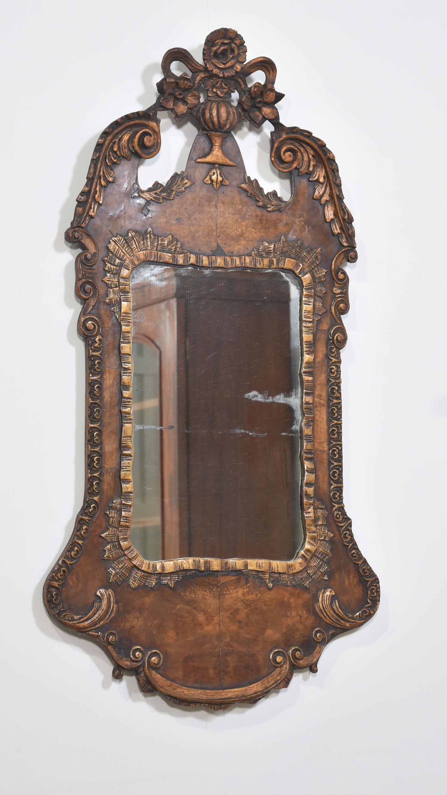George II style walnut wall mirror For Sale 1