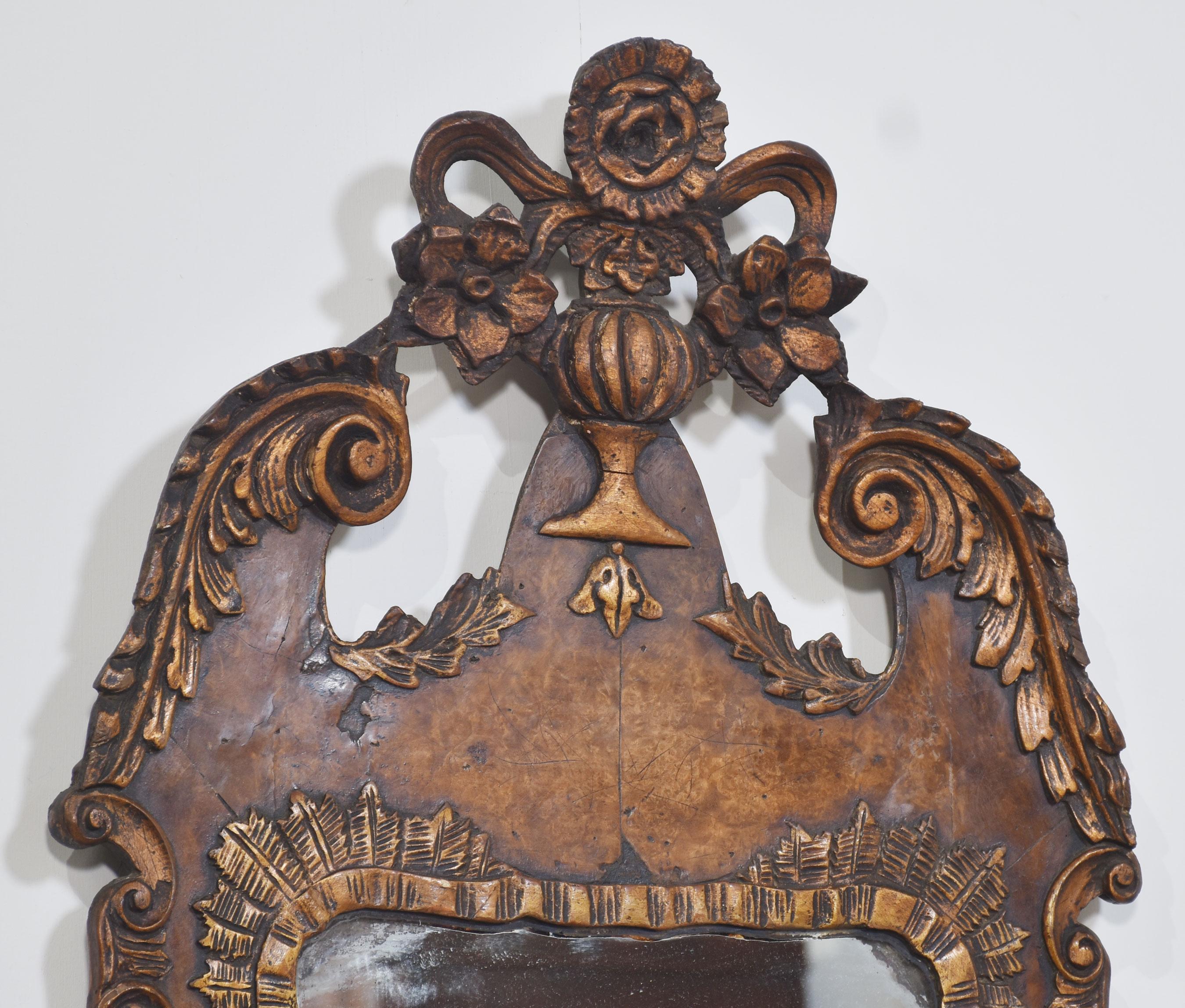 George II style walnut wall mirror For Sale 2