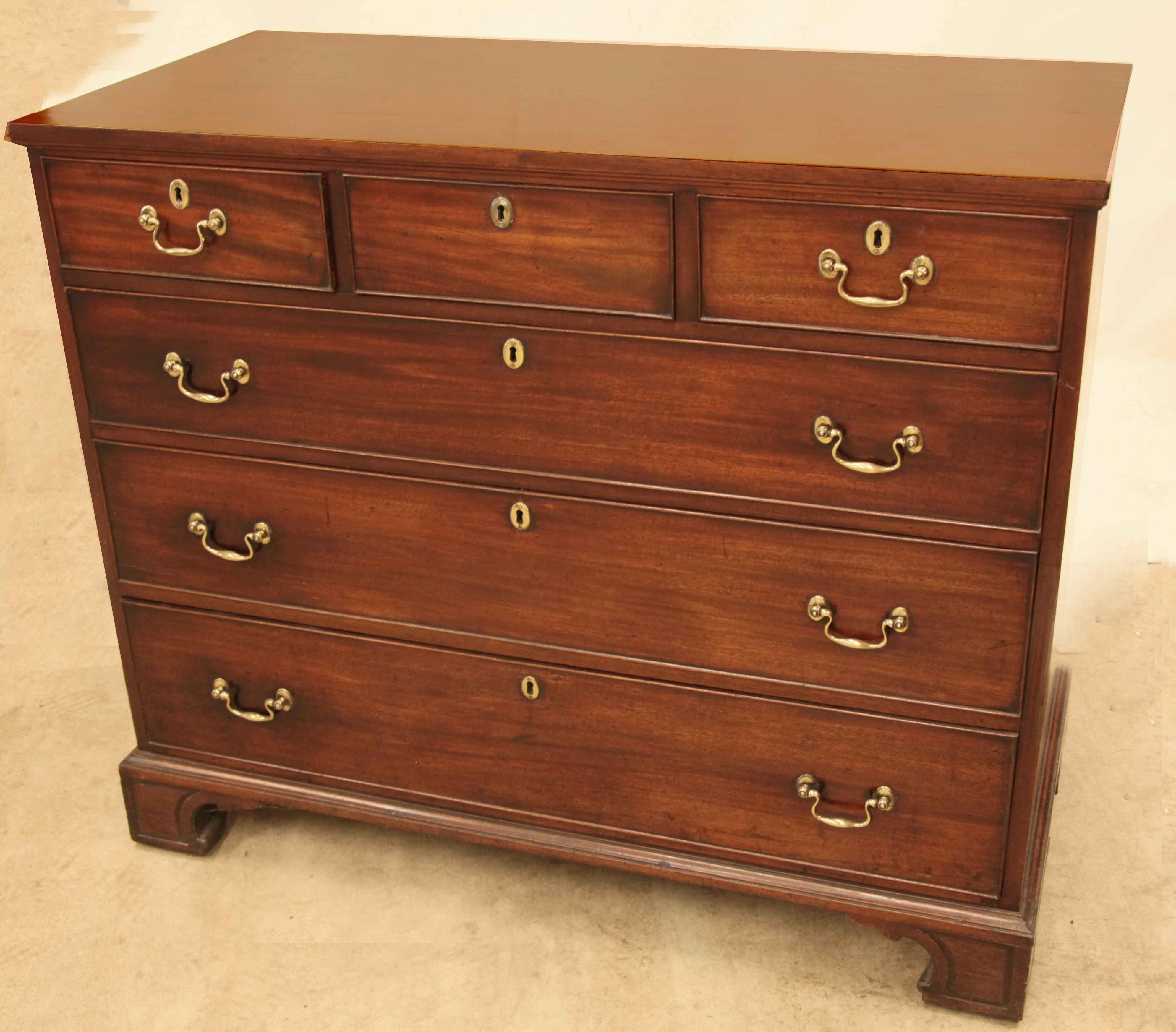 George II Three over Three Drawer Mahogany Chest In Good Condition In Wilson, NC