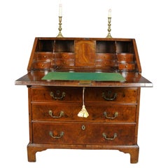 Bureau George II de petites proportions vers 1740