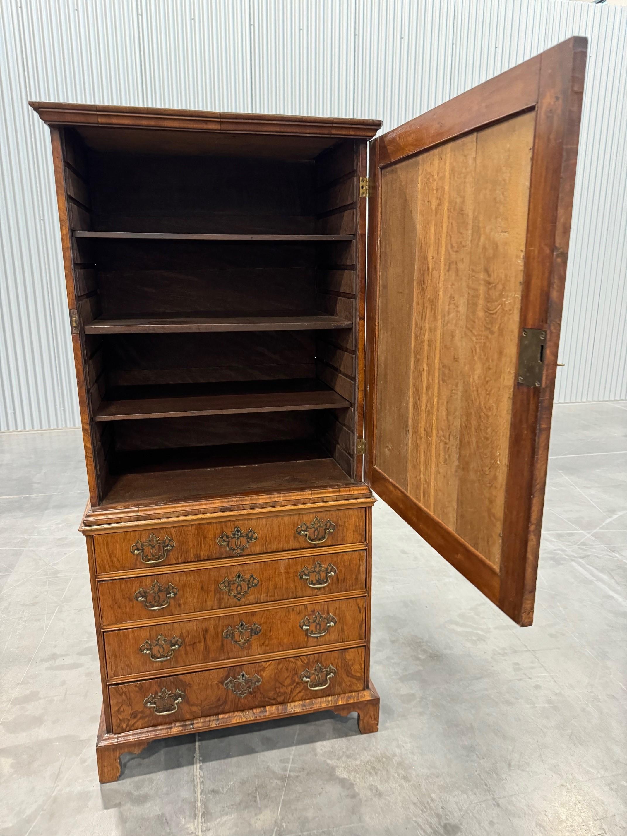 George II Walnut Cabinet on Chest For Sale 2