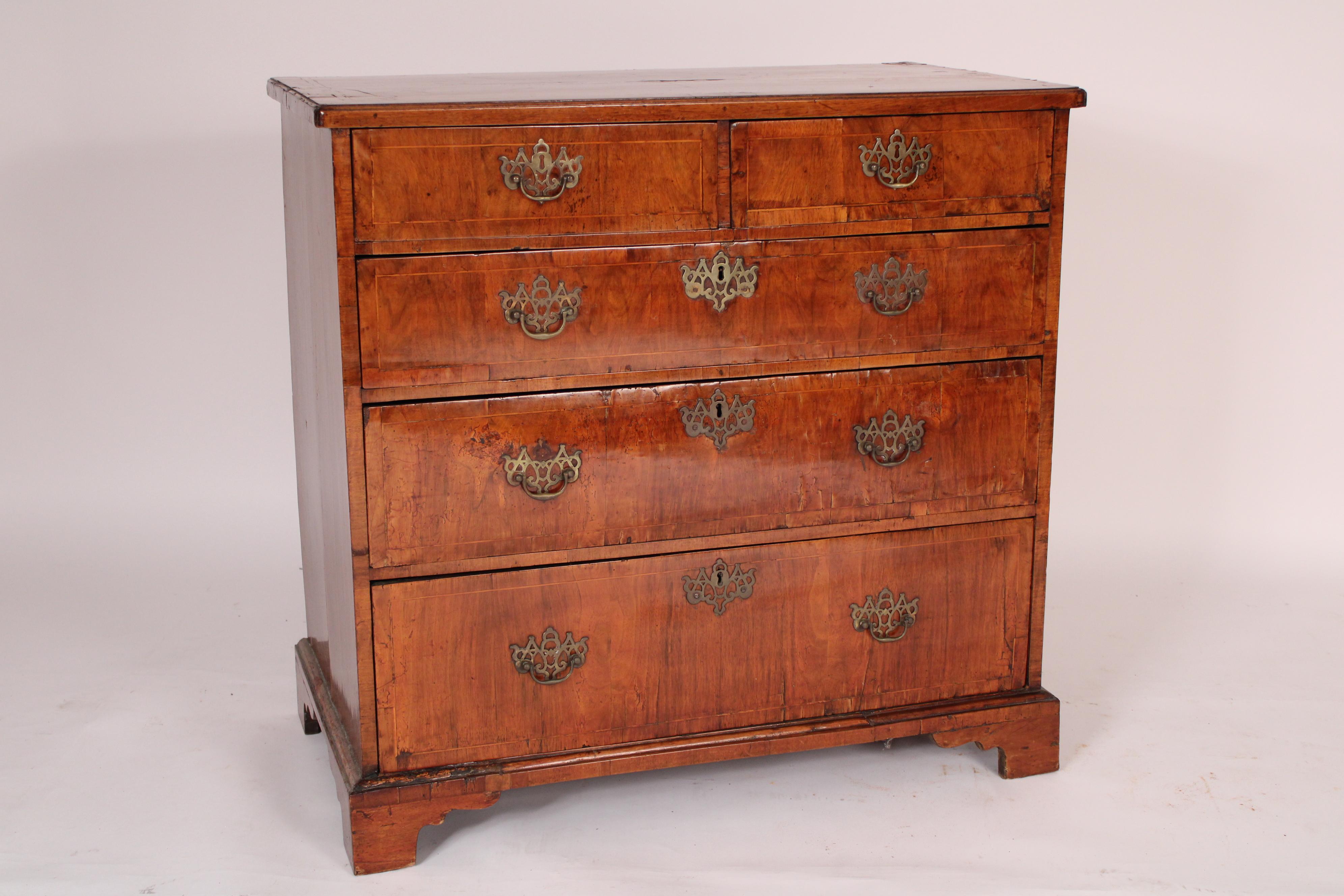 English George II Walnut Chest of Drawers For Sale