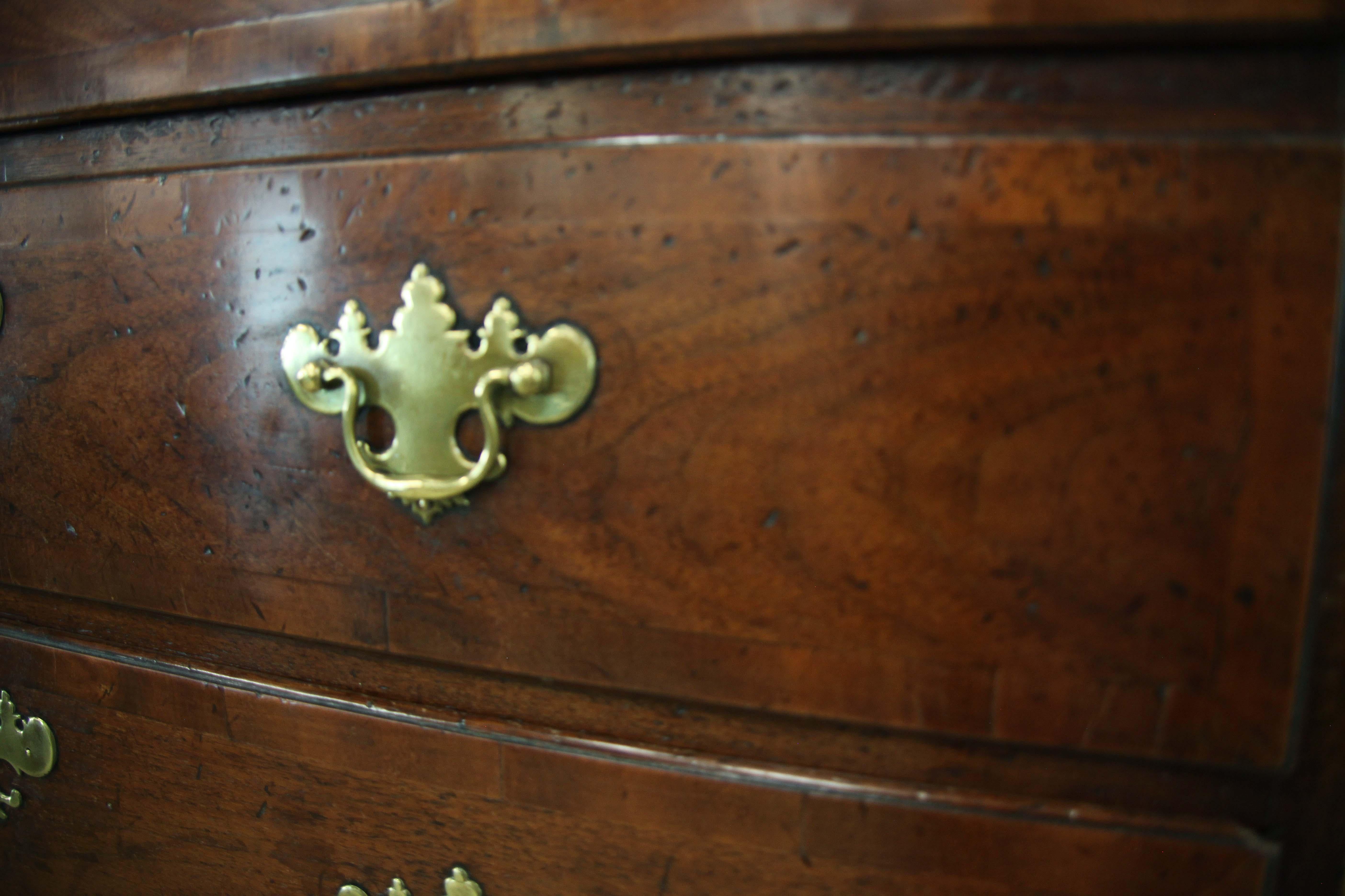 George II Walnut Chest on Chest For Sale 6