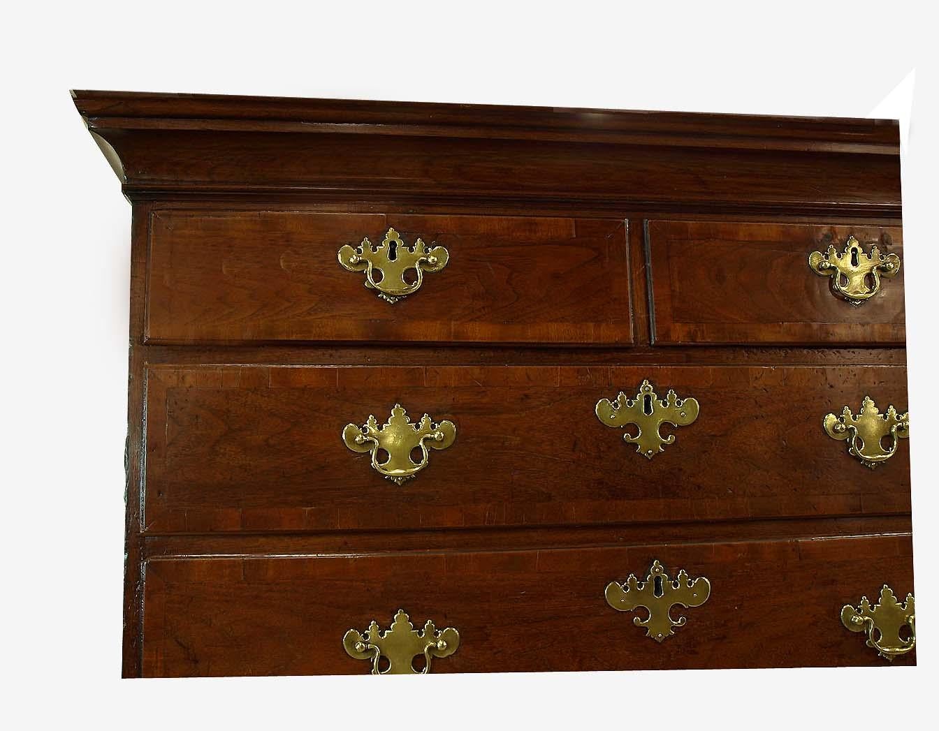 George II Walnut Chest on Chest In Good Condition For Sale In Wilson, NC