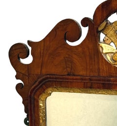 Espejo de Pared Jorge II Nogal y Dorado