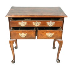 Lowboy George II en noyer