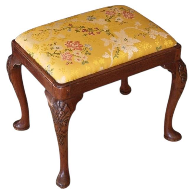 Sgabello in noce stile Giorgio II in vendita