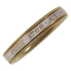 Anillo conmemorativo Jorge III de oro de 18 ct y esmalte, circa 1768