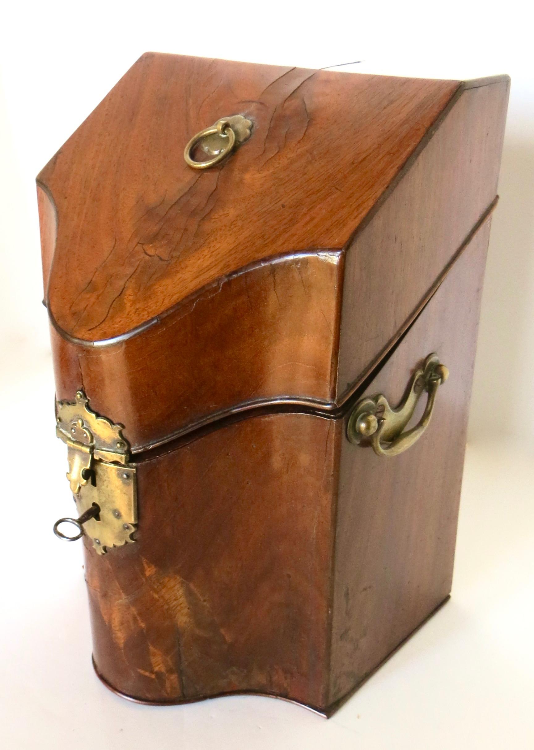 Fine quality circa 1790 Georgian letter box, with three compartment fitted interior (see image). Exterior has original double brass hinged slope top with serpentine shaped front, and the original feathered mahogany surface in excellent condition.