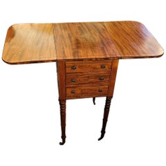 George III 3-Drawer Pembroke Table of Neat Proportions