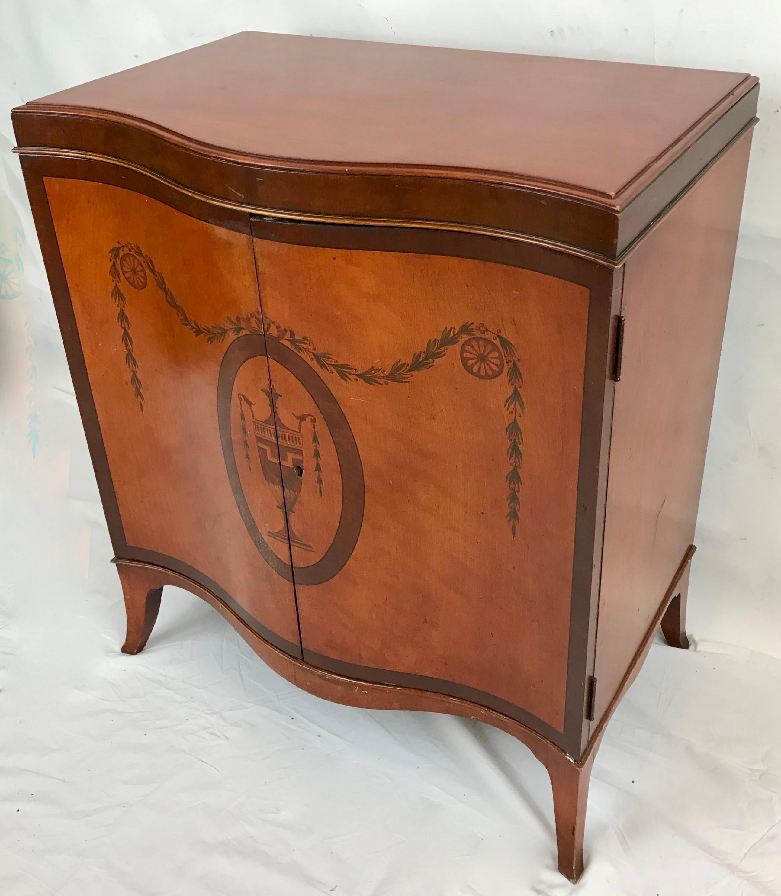 George III Adam Style Serpentine Satinwood Cabinet For Sale 2