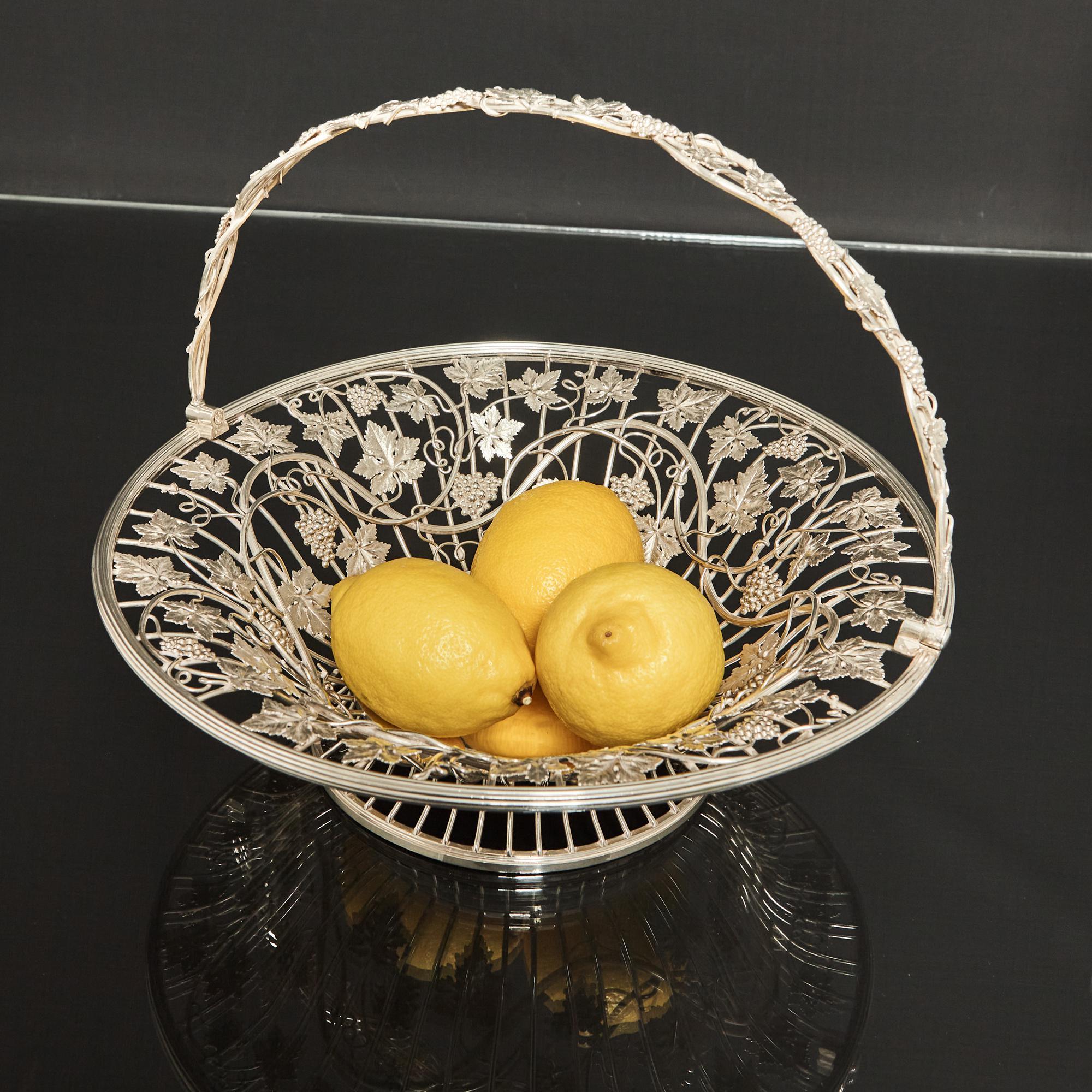 George III Antique Silver Basket, 1802 For Sale 5