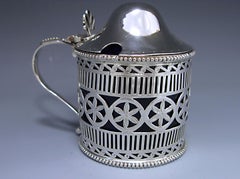 George III Antique Silver Drum Mustard with a Dome Lid