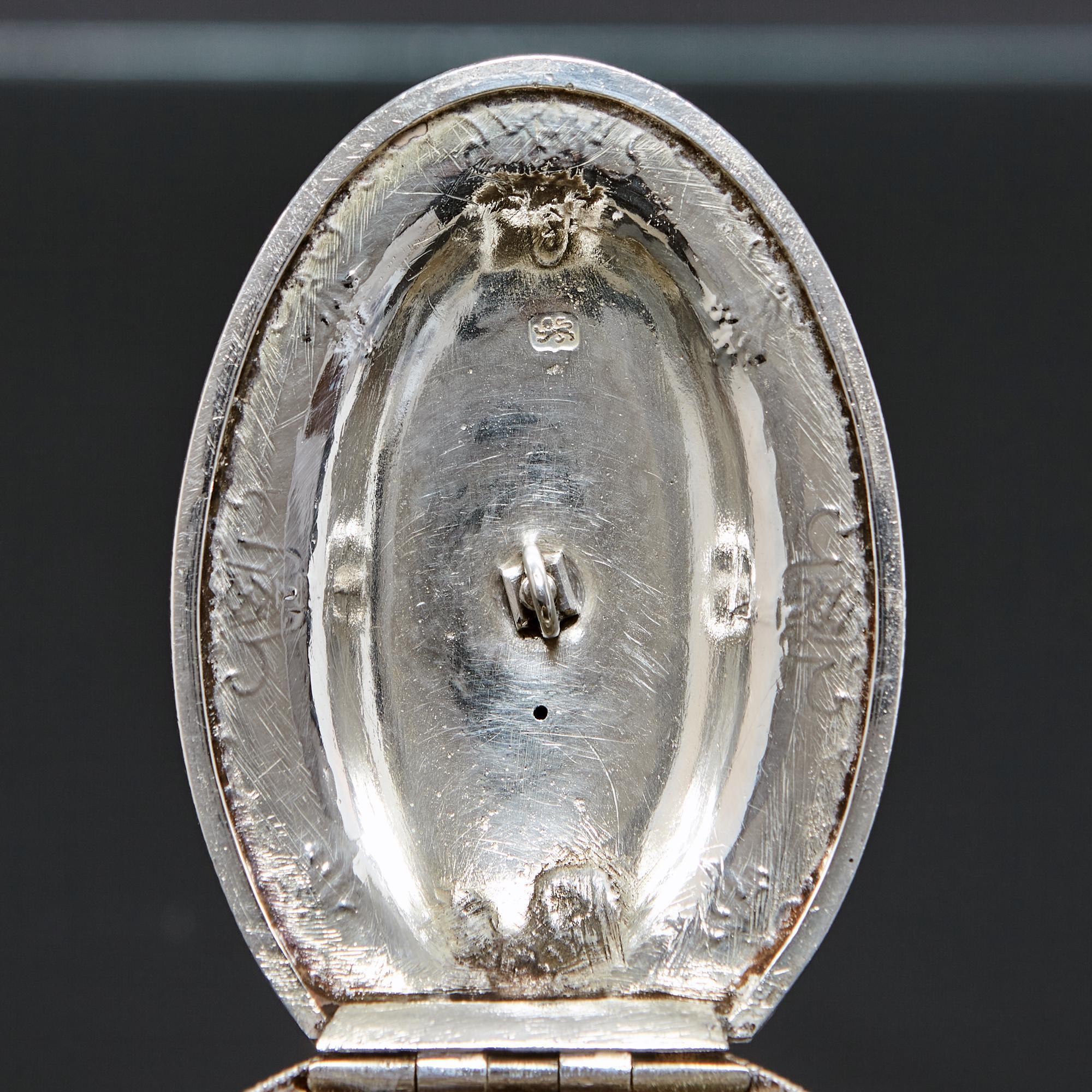 Antike Silber-Teekanne aus der George-III-Periode von Hester Bateman (18. Jahrhundert und früher) im Angebot