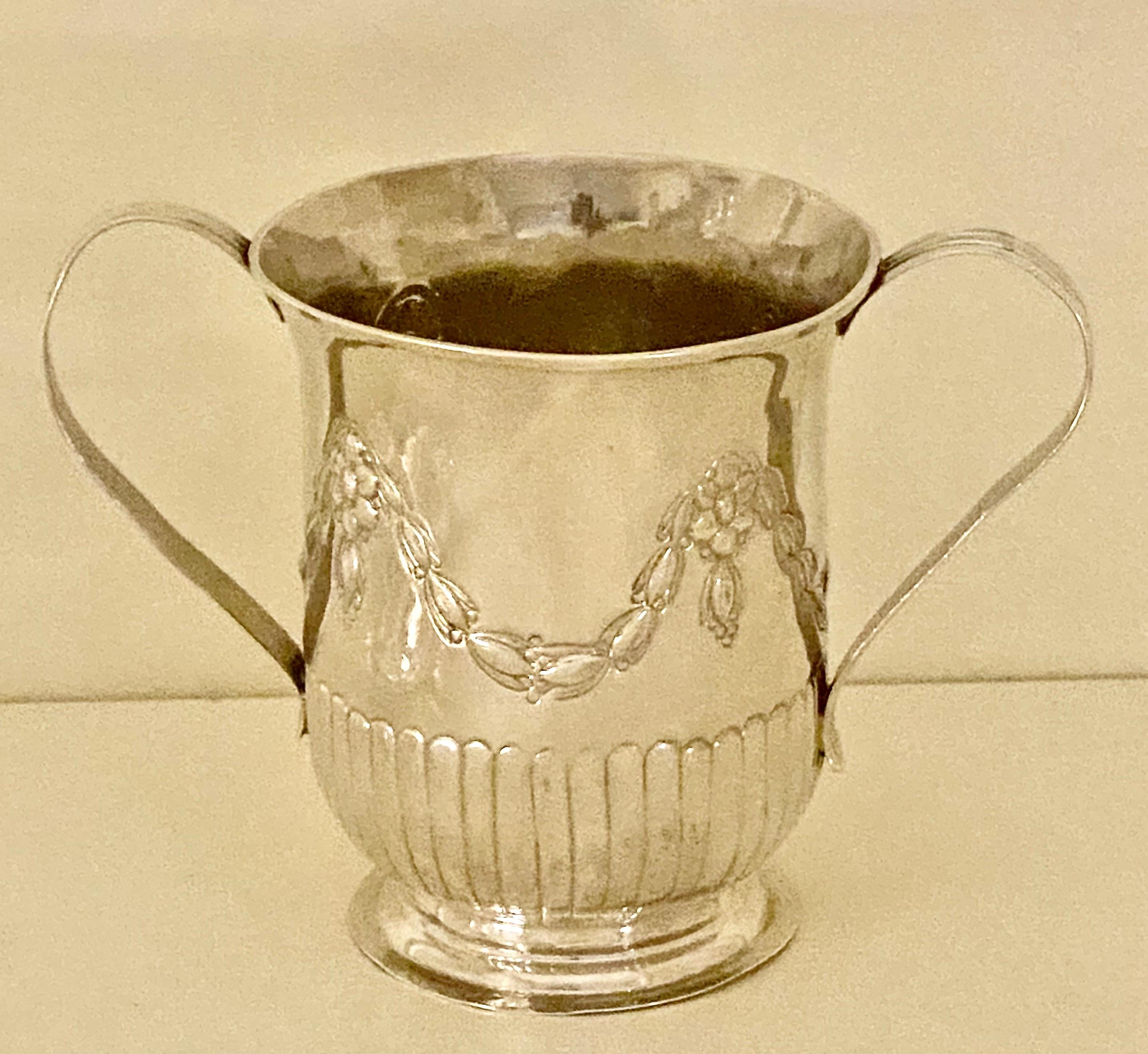 Antiker George III.-Porzellanring aus Sterlingsilber mit 2 Griffen, um 1778 im Angebot 3