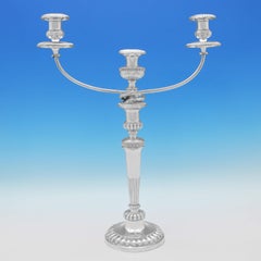 Pareja de candelabros antiguos de plata de ley Jorge III de Sheffield, 1807-1808