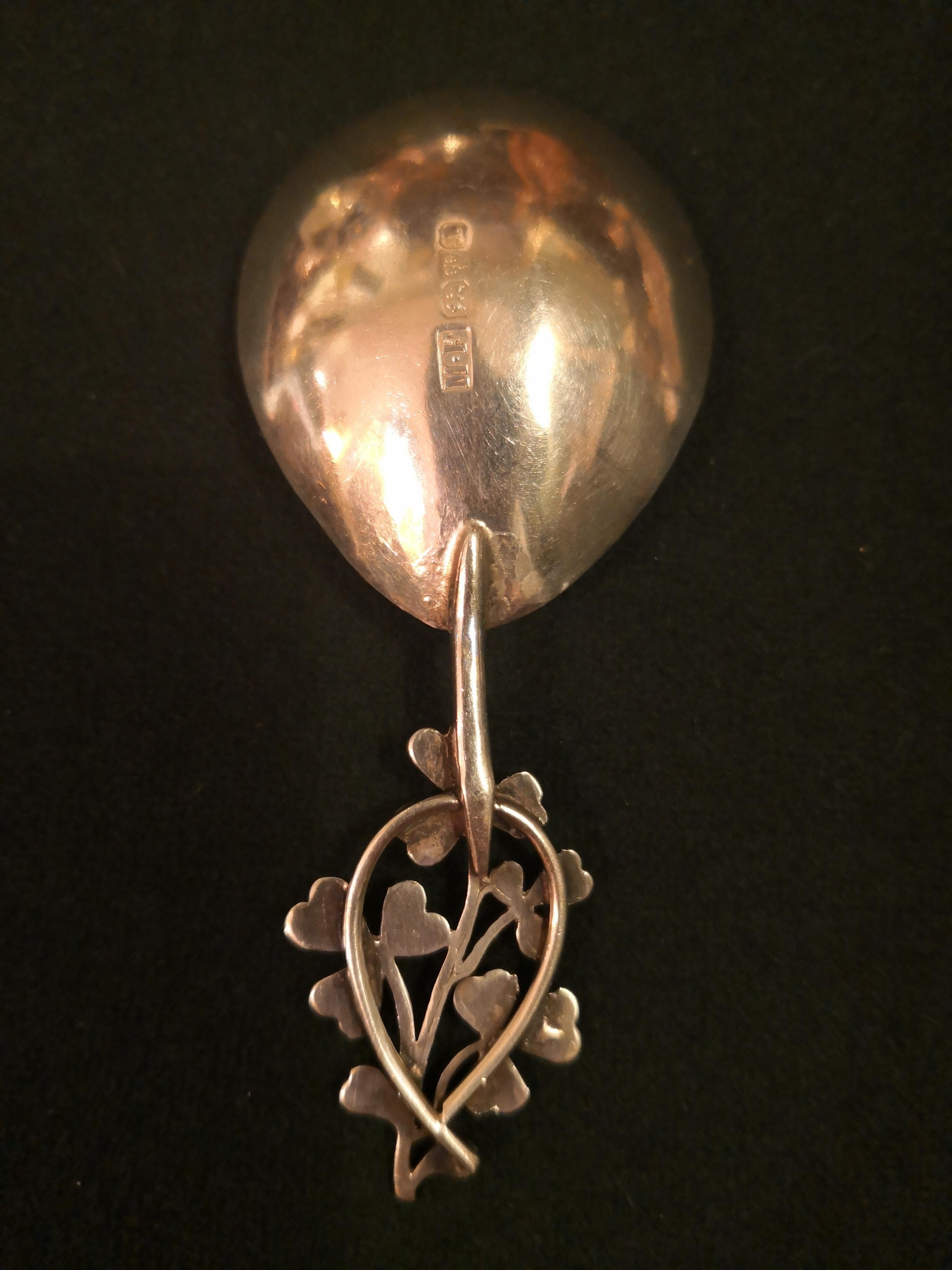 Hand-Crafted George III Arts & Crafts Chester Sterling Silver Candy Spoon Cloverleaf Handle