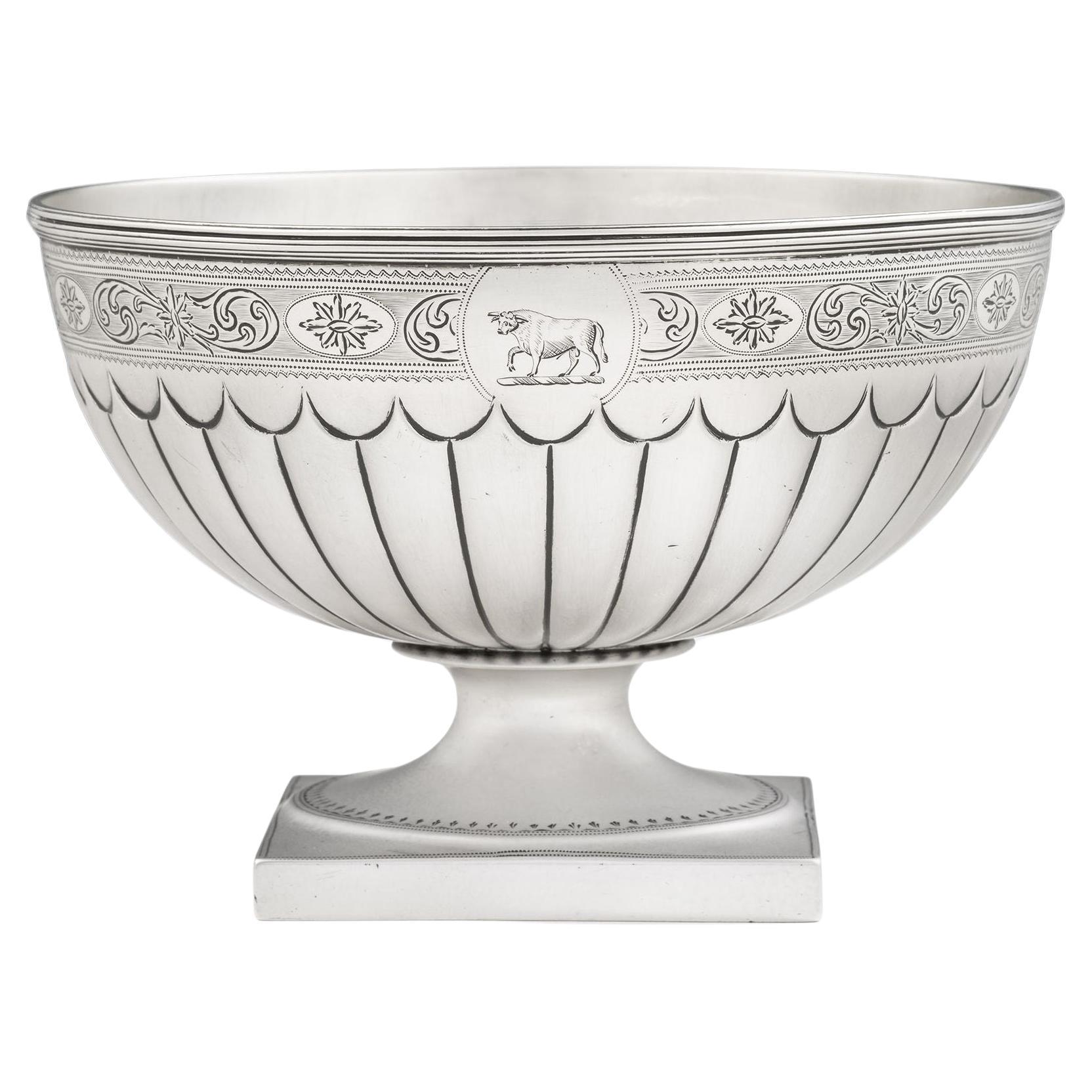  George III Bat Wing Fluted Table Bowl by Peter Podio, London, 1790 For Sale