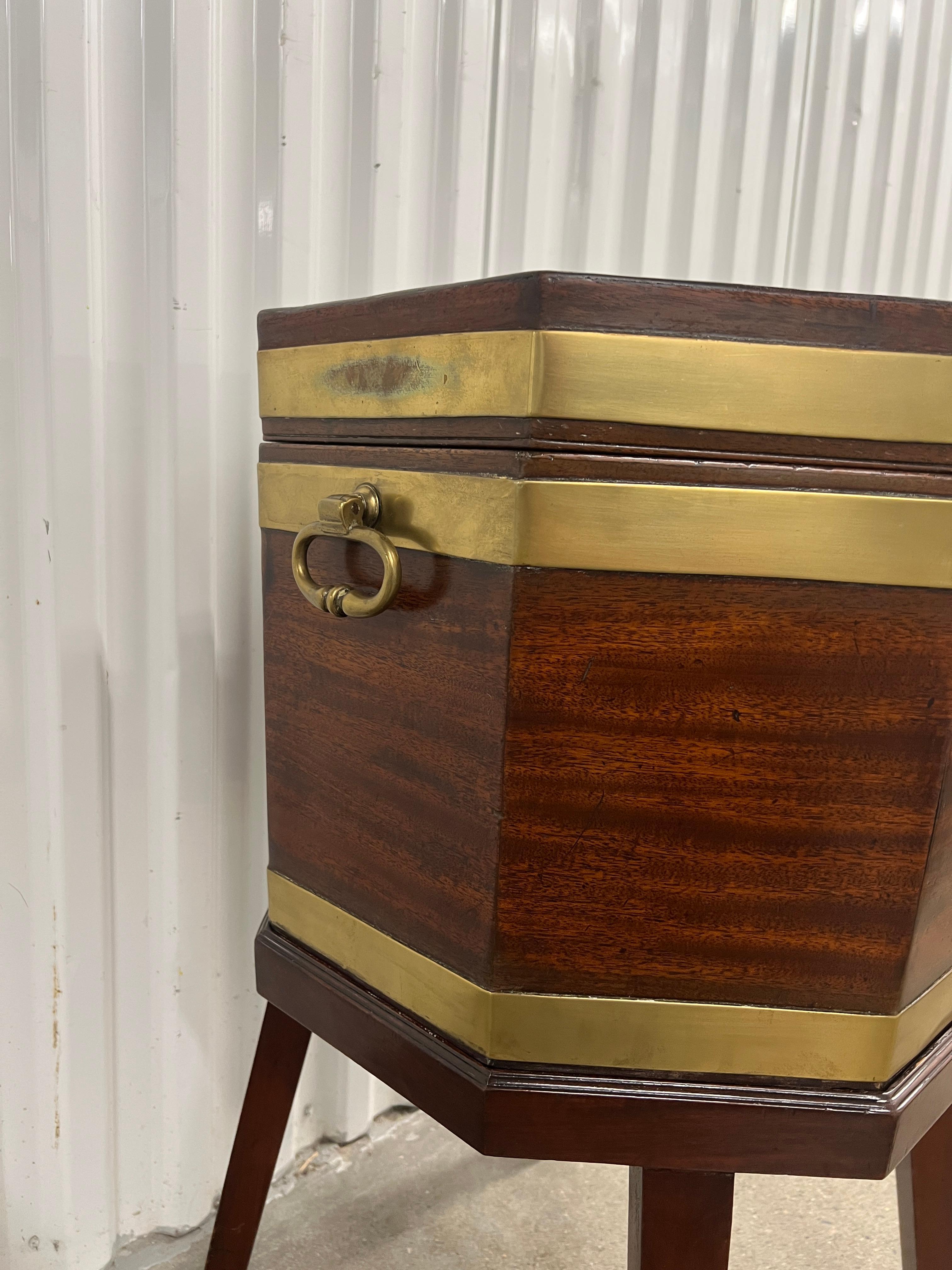 George III Brass Banded Mahogany Wine Cooler Cellarette W/ Liner & Fine Inlay 1