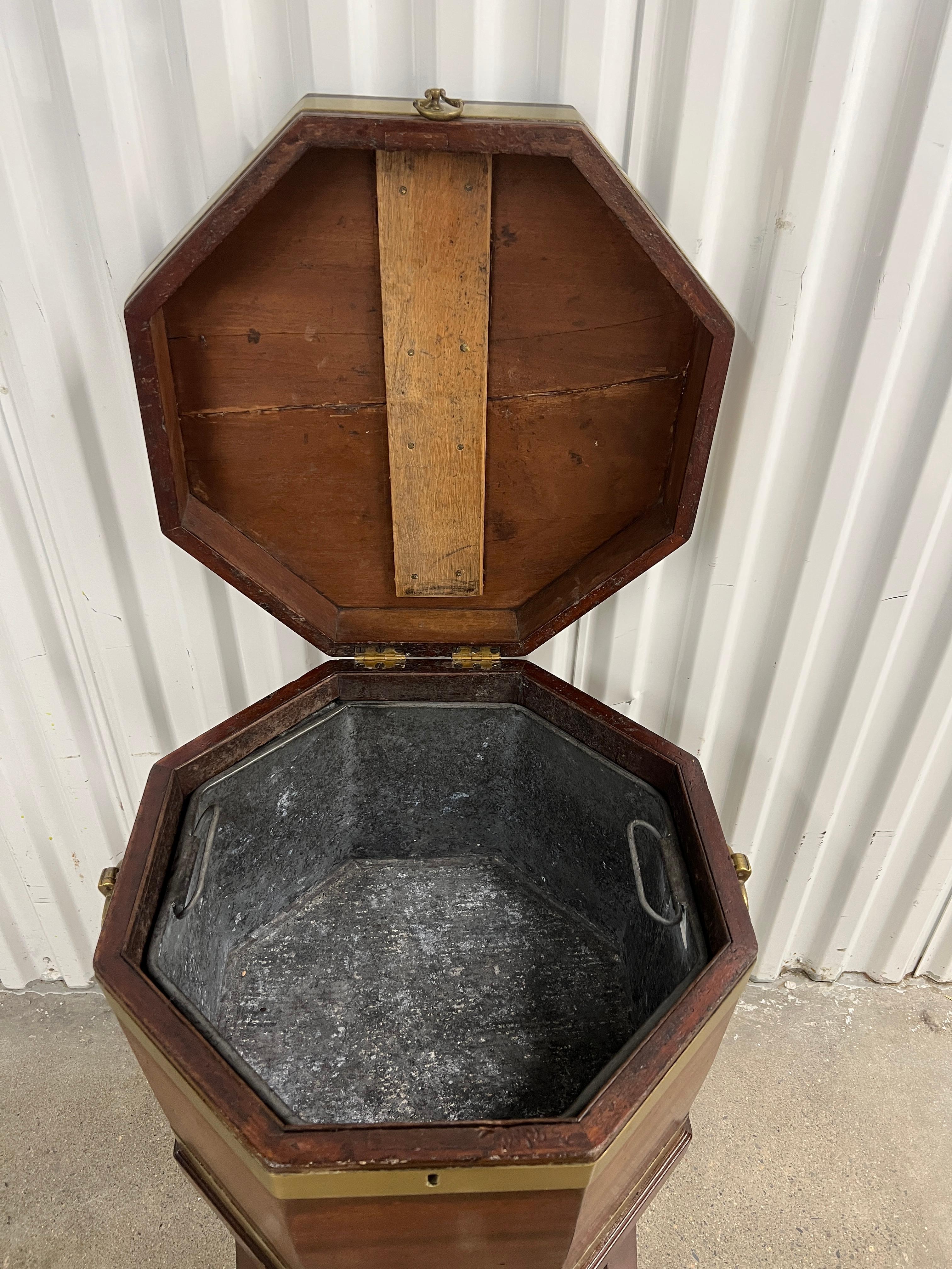 George III Brass Banded Mahogany Wine Cooler Cellarette W/ Liner & Fine Inlay 3