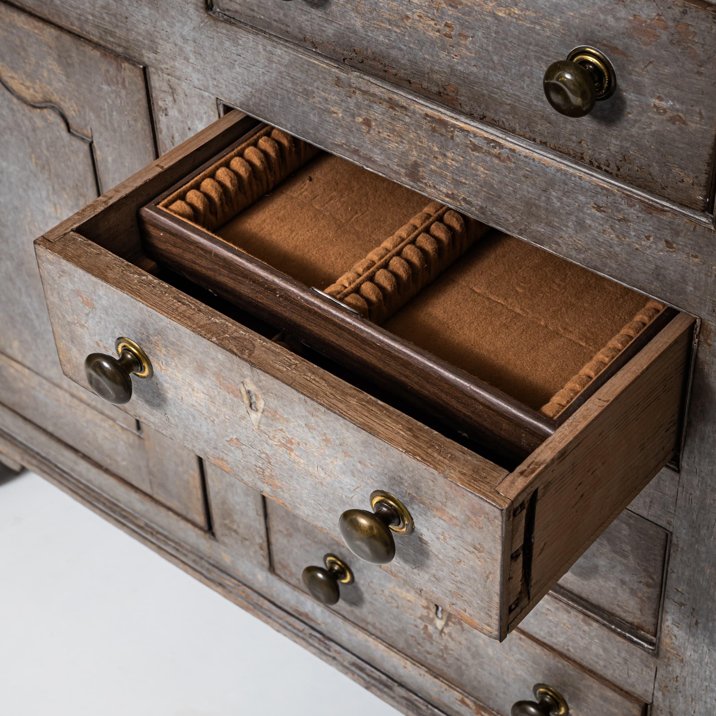 Buffet Giorgio III, Inghilterra, fine del XVIII secolo In condizioni buone in vendita a Greding, DE