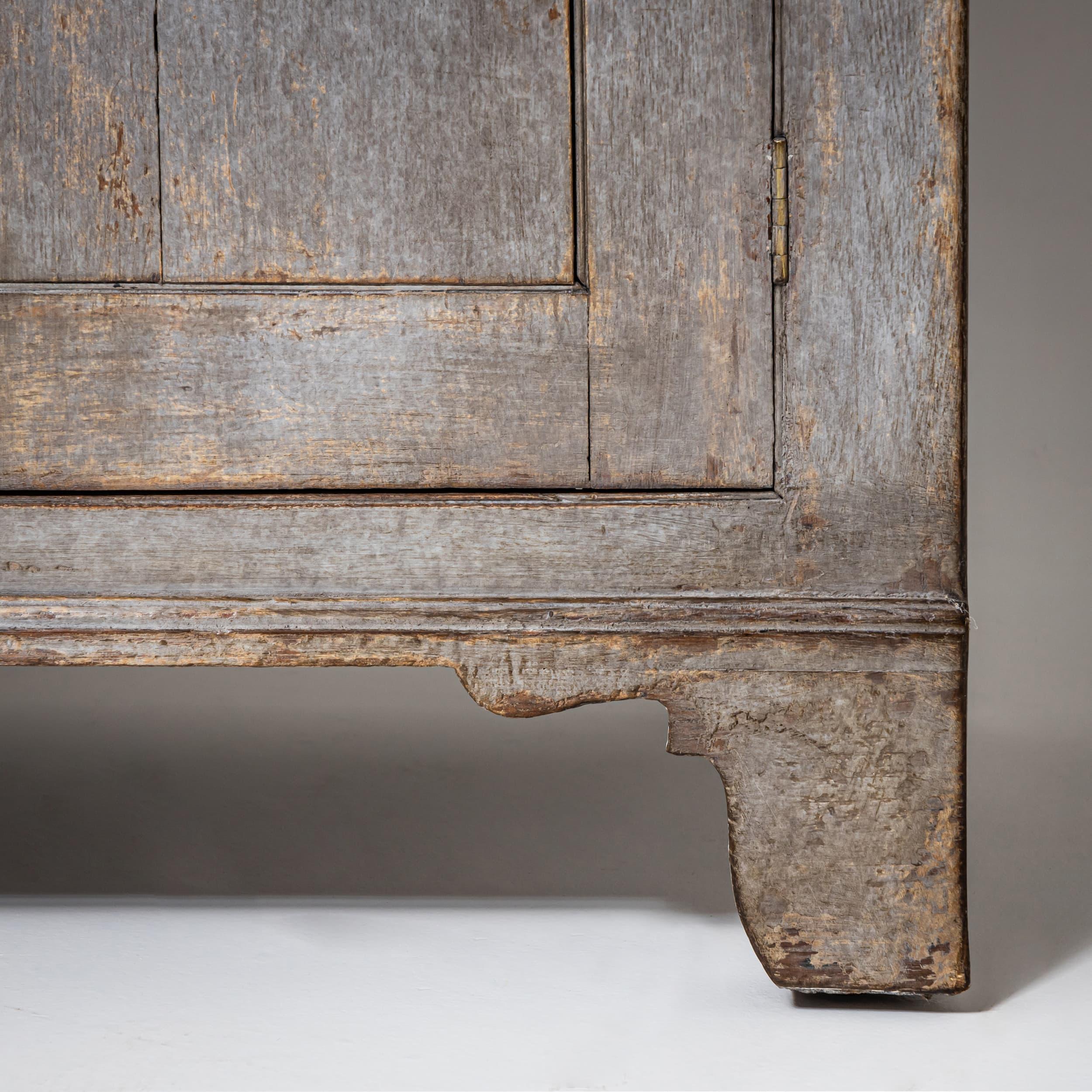 Buffet Giorgio III, Inghilterra, fine del XVIII secolo in vendita 3