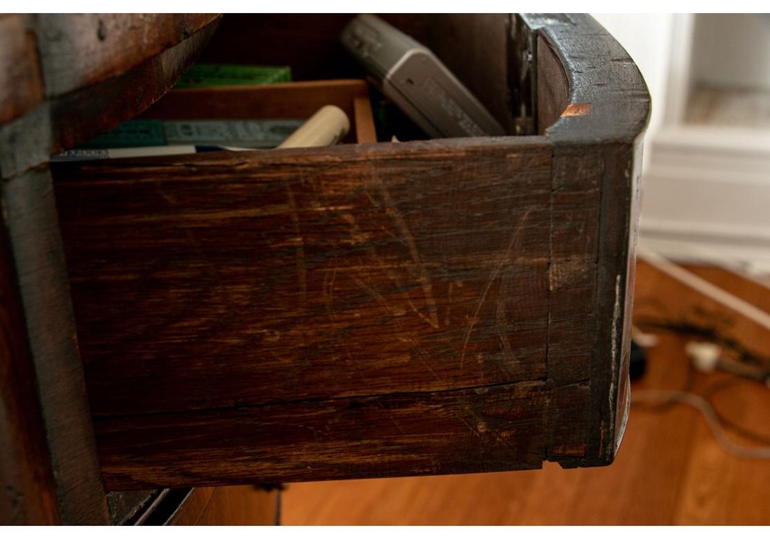 George III Burled Leather Top Desk In Distressed Condition In Bridgeport, CT