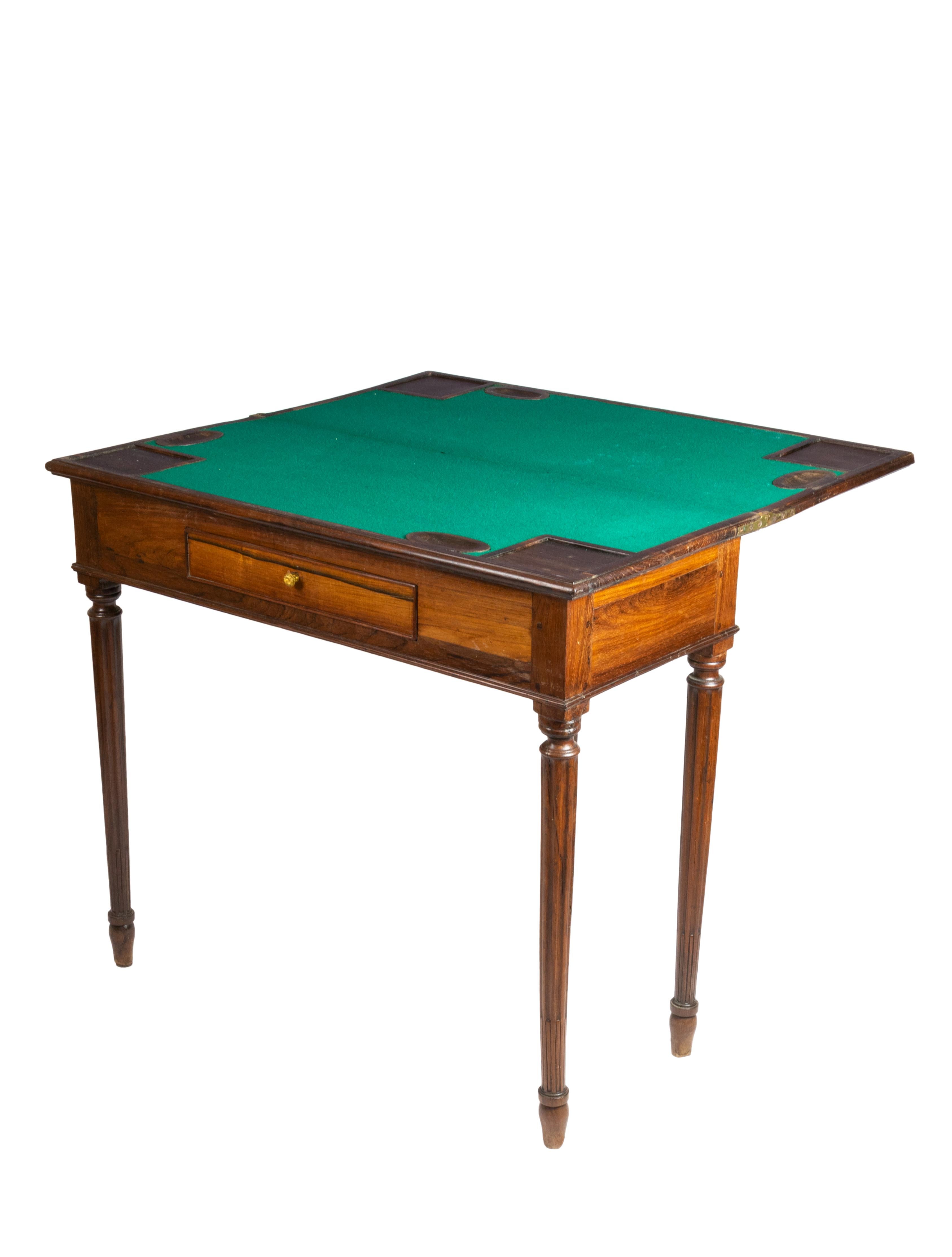 English George III Card and Chess Table Console, 18th Century For Sale