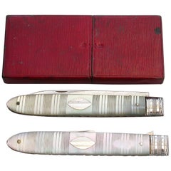 George III Cased Silver & Mother of Pearl Folding Fruit Knife & Fork, circa 1800